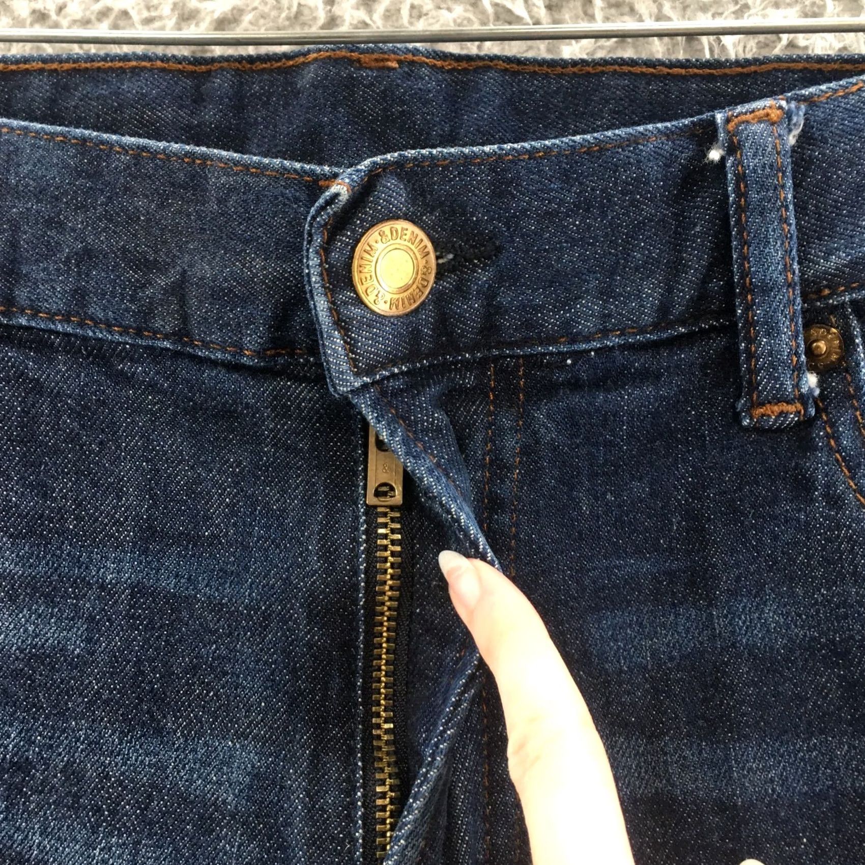 H&M H&M Slim Skinny Jeans Mens 36/32 Blue Dark Wash Denim Mid Rise Jeans Mens Regular 36 Blue Dark Wash Skinny Denim Size US 36 / EU 52 - 3 Thumbnail
