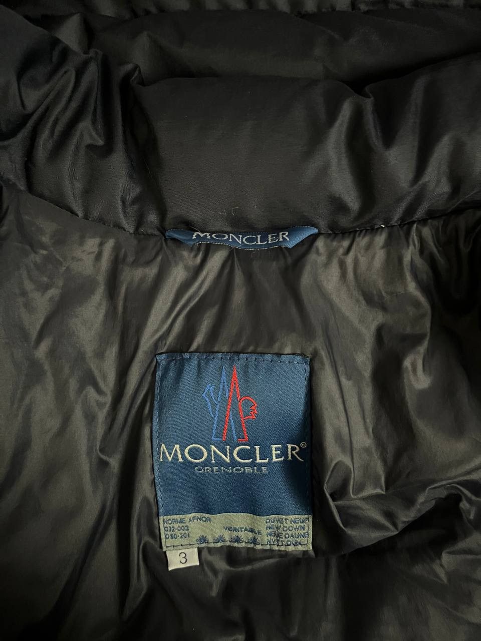 Moncler Moncler Grenoble Down Jacket Navy Vintage Size US M / EU 48-50 / 2 - 11 Thumbnail