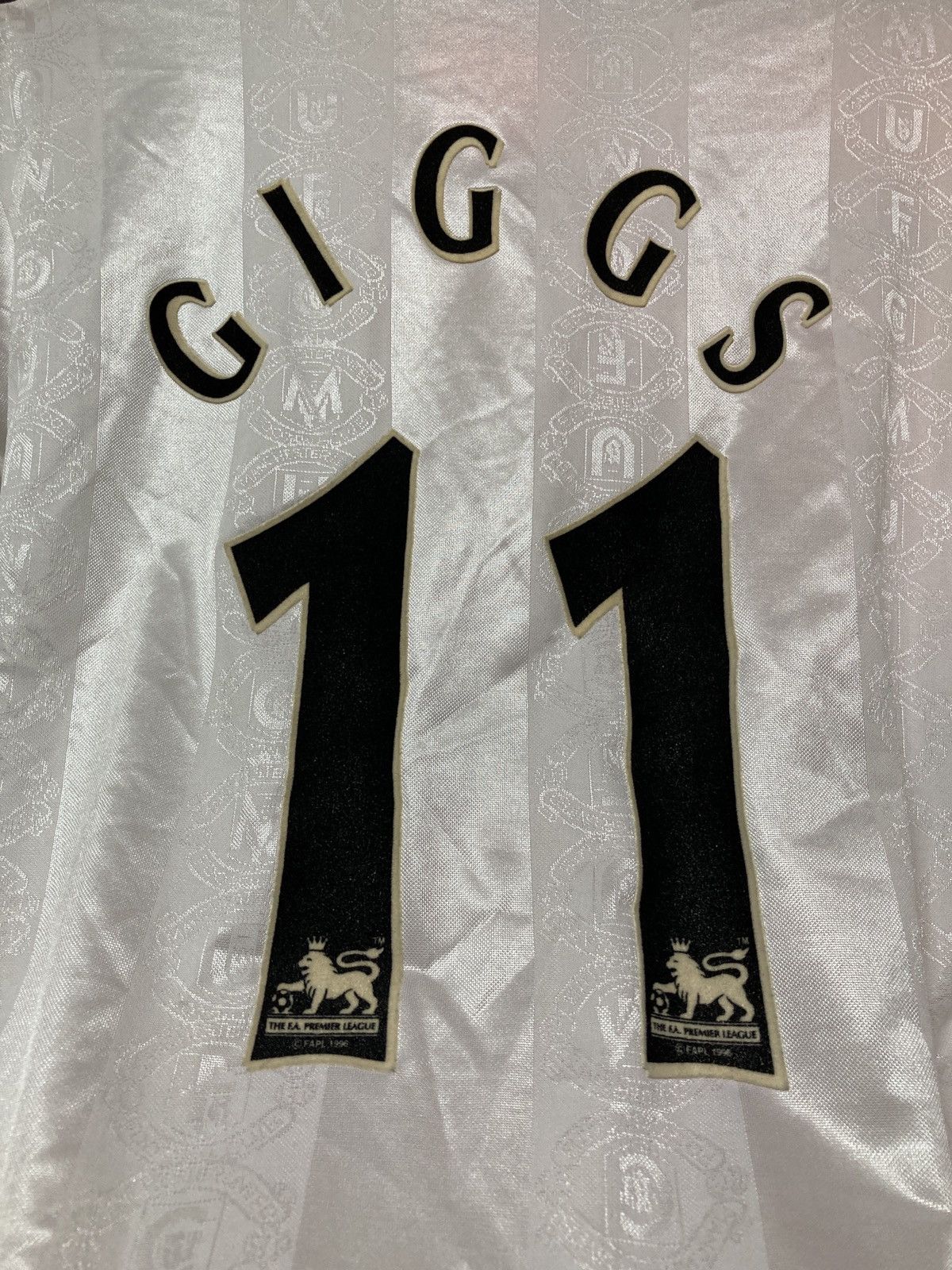 Japanese Brand × Vintage Vintage Ryan Gigs #11 jersey Size US M / EU 48-50 / 2 - 4 Thumbnail