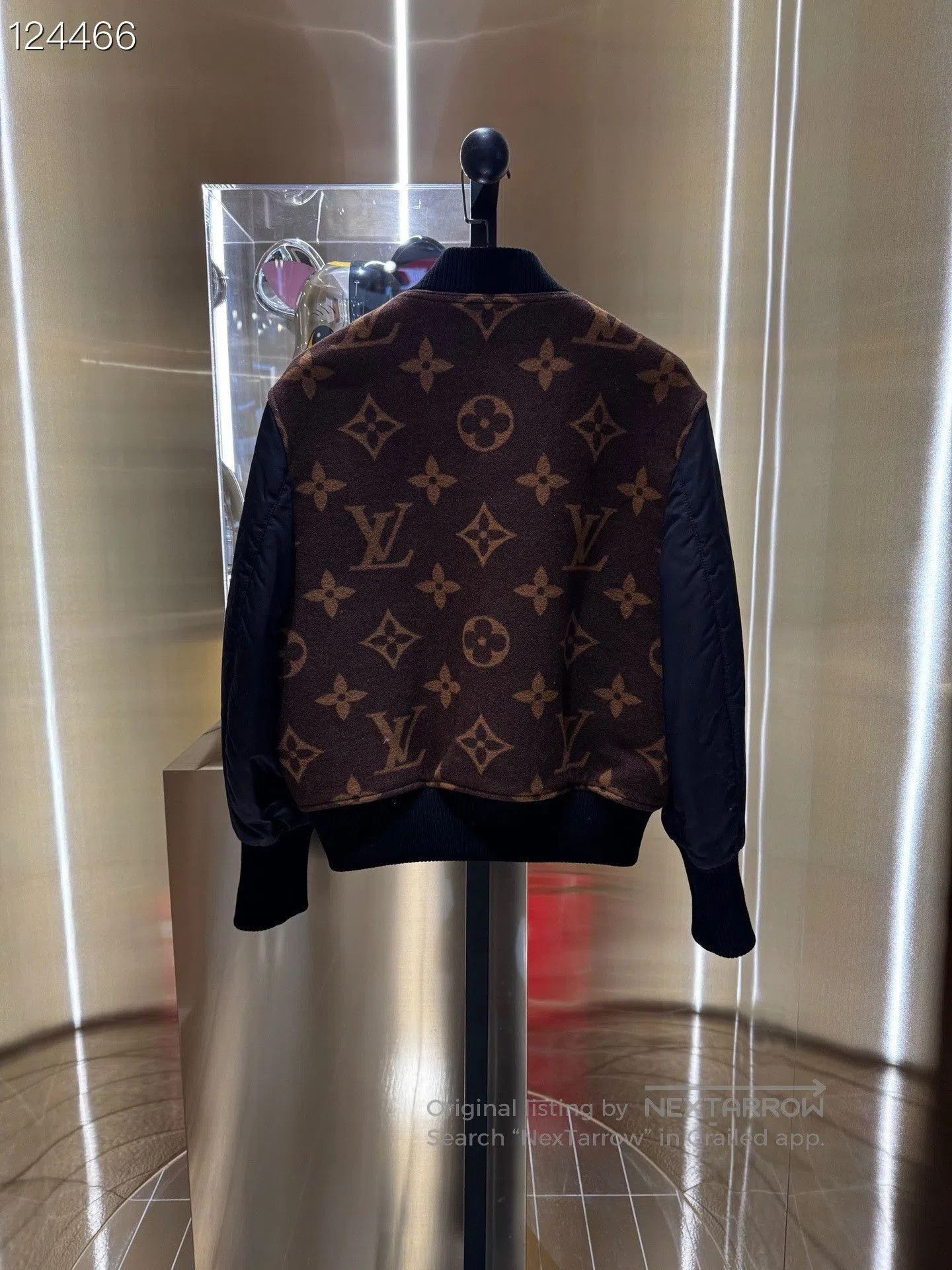 Louis Vuitton Louis Vuitton Jacquard Spliced Aviator Jacket. Size S / US 4 / IT 40 - 2 Thumbnail
