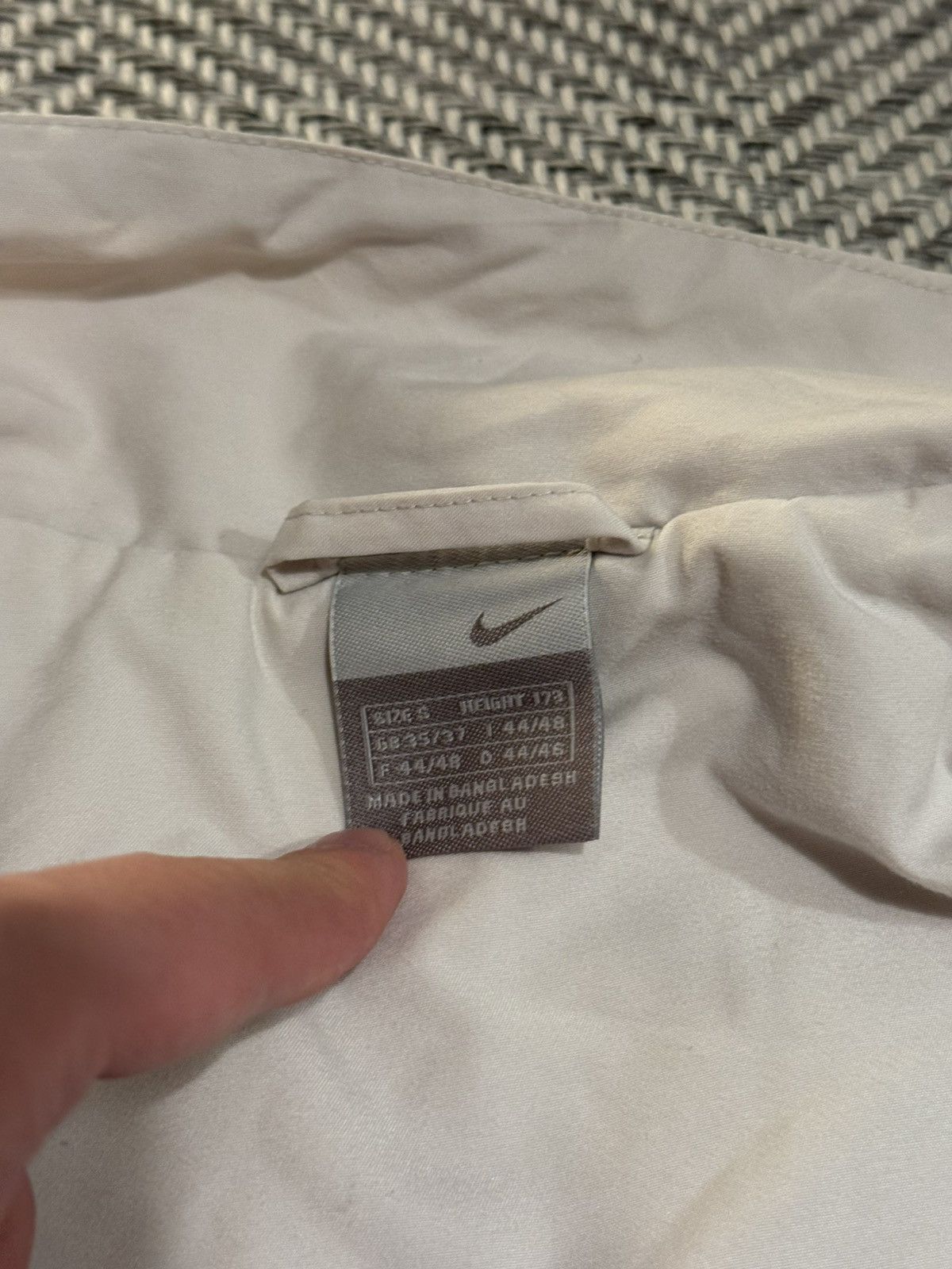 Nike Nike Vintage 00s tech nylon jacket sports zip jacket Size US M / EU 48-50 / 2 - 5 Thumbnail