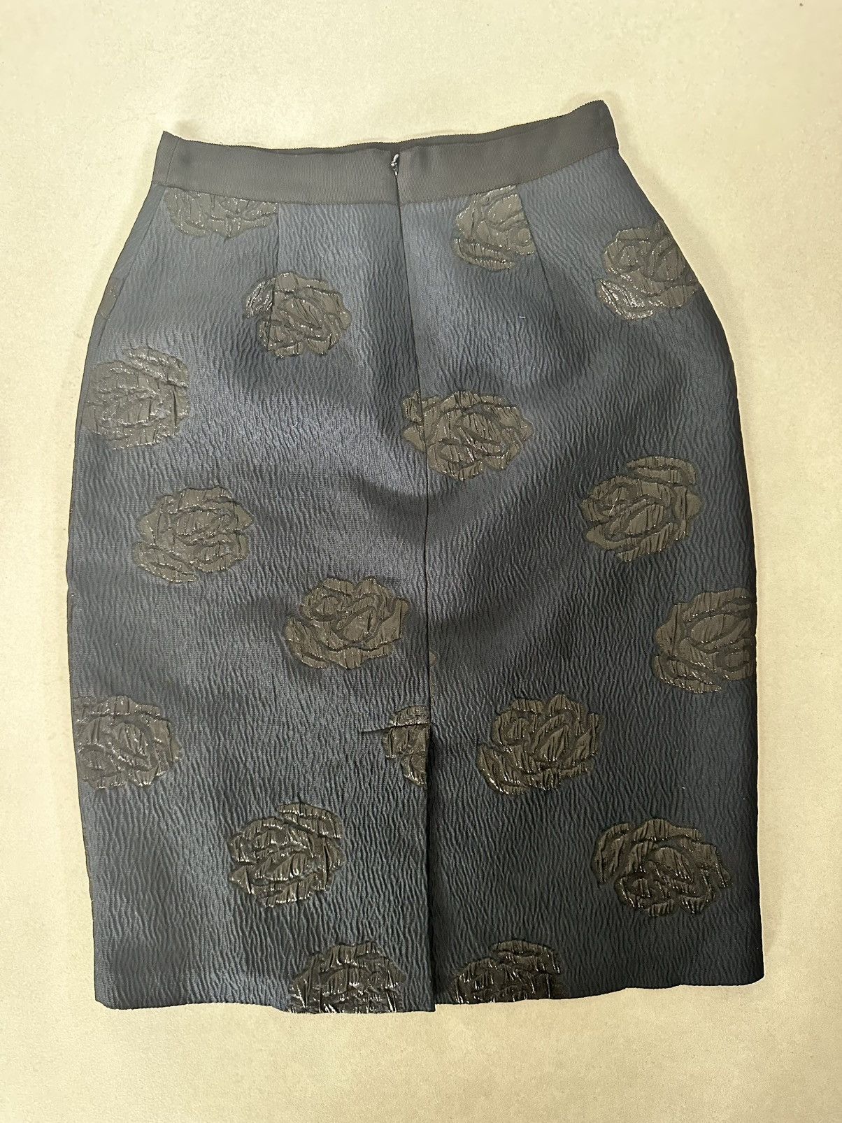 Sachin & Babi SACHIN & BABI NOIR KNEE LENGTH NAVY & BLACK SKIRT SIZE 2-4 Size 27" / US 4 / IT 40 - 2 Thumbnail