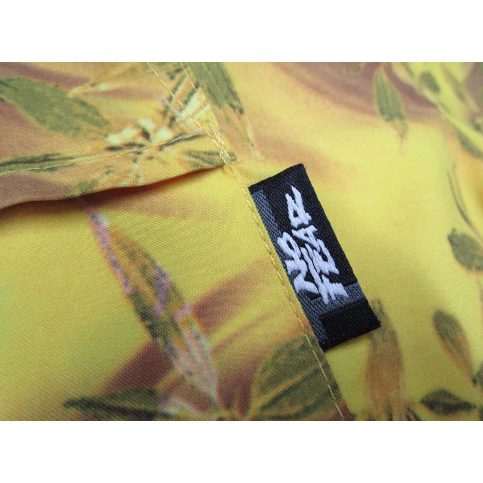 No Fear VINTAGE No Fear Shirt Mens XL Yellow Button Short Sleeve Hawaiian 90s Floral Made in USA Size US XL / EU 56 / 4 - 5 Thumbnail