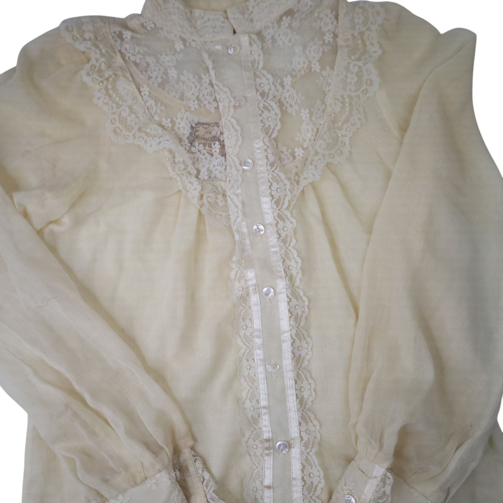 Vintage Vintage Gunne Sax Jessica's Gunnies Lace Button Up Shirt Size M / US 6-8 / IT 42-44 - 3 Thumbnail