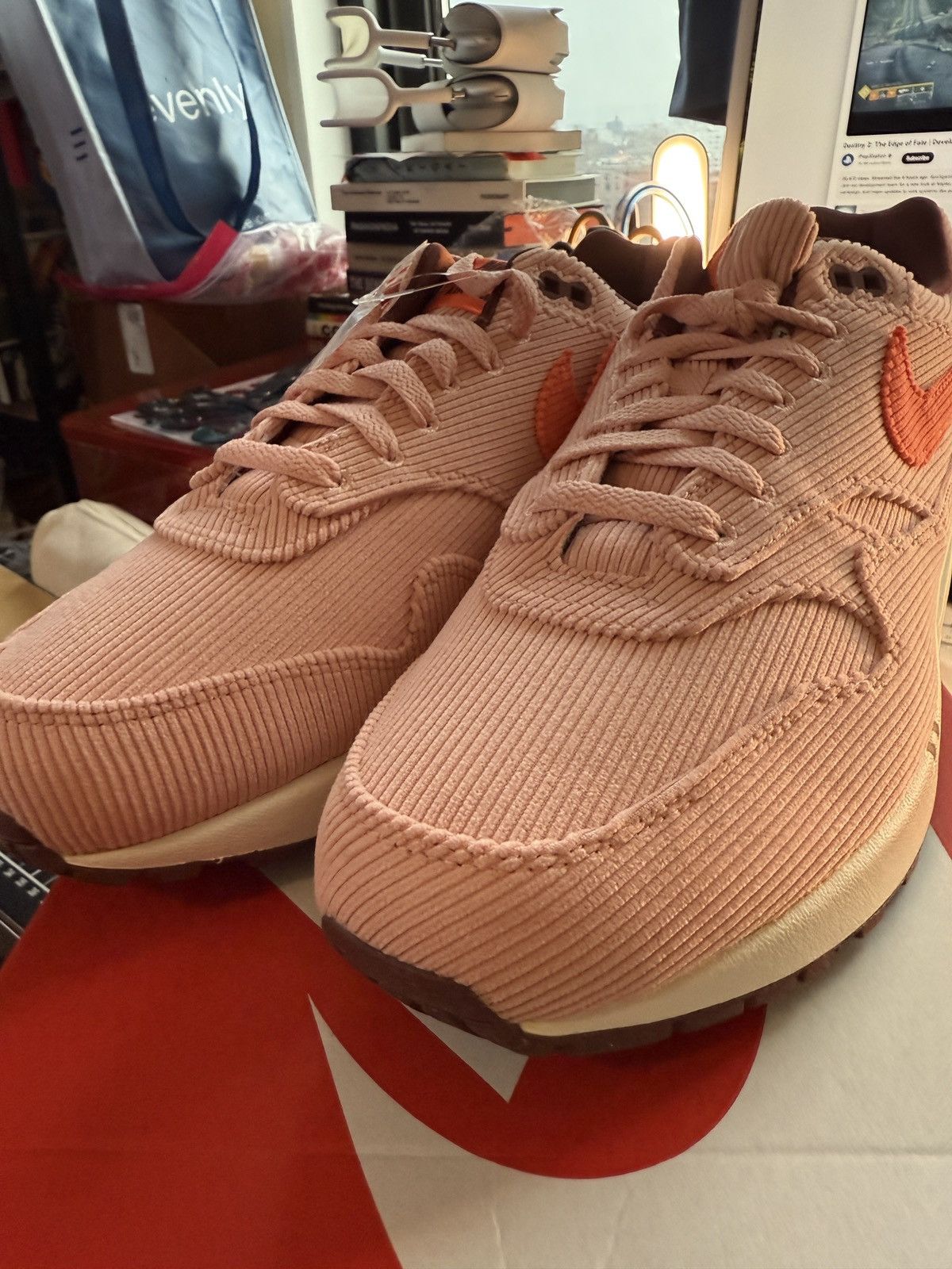 Nike NIKE AIR MAX 1 PRM Size US 12 / EU 45 - 2 Thumbnail