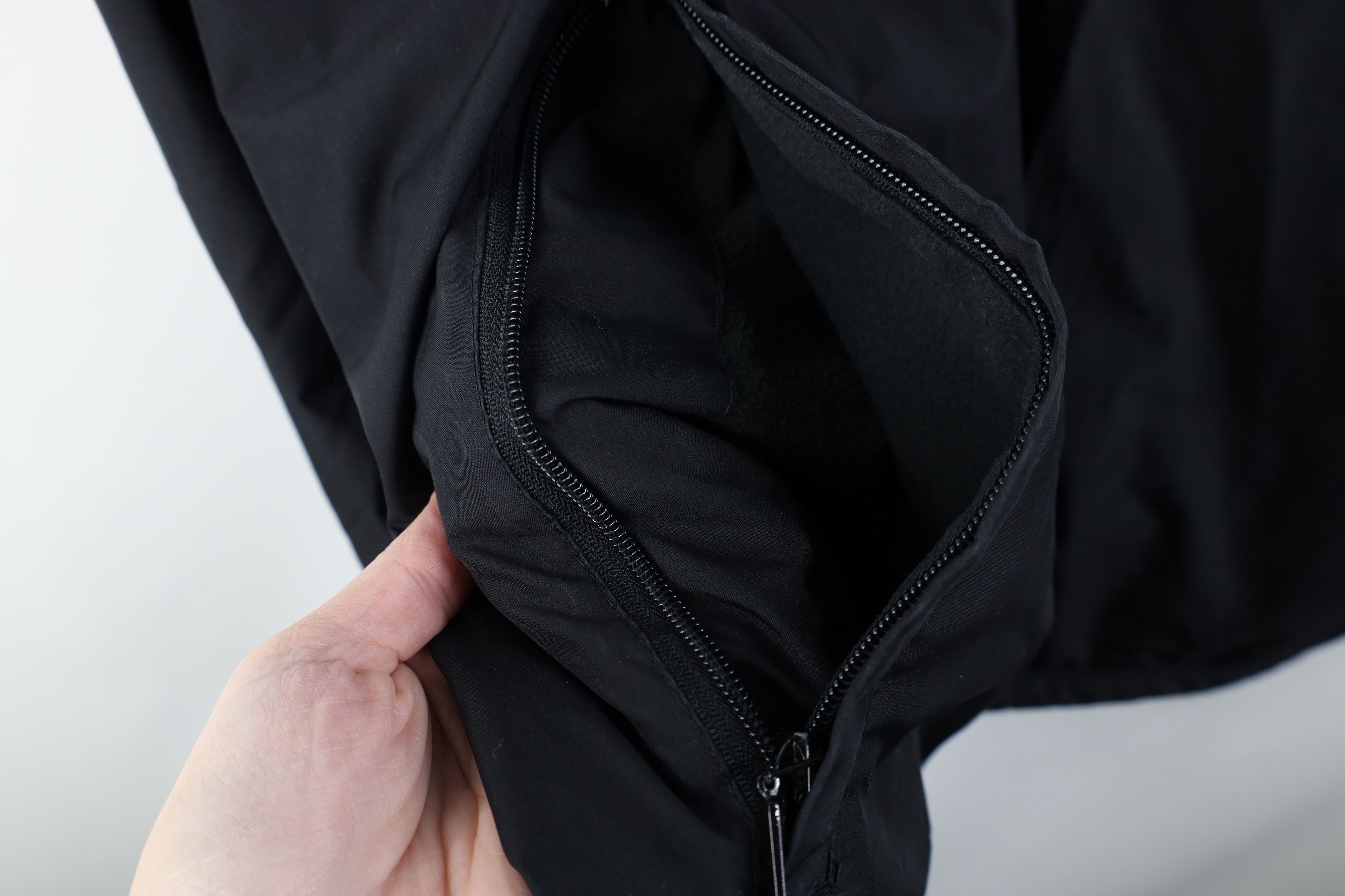 Champion Vintage 90s Y2K Champion Lined Windbreaker Jacket Black Size US XL / EU 56 / 4 - 8 Thumbnail