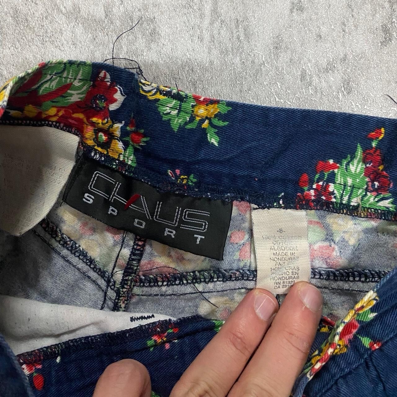 Other Navy blue floral print shorts Retro 90s Vacation Summer Size 27" / US 4 / IT 40 - 5 Thumbnail