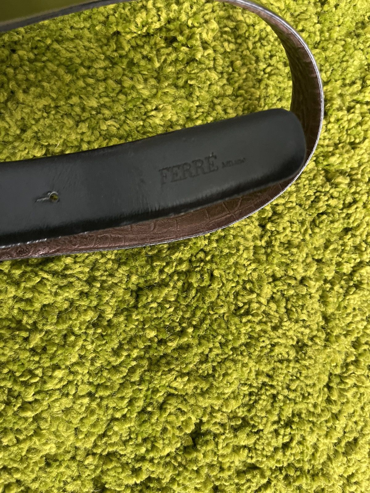 Ferre × Genuine Leather × Gianfranco Ferre Gianfranco Ferre snakeskin Python pattern real leather belt Size 36 - 3 Thumbnail