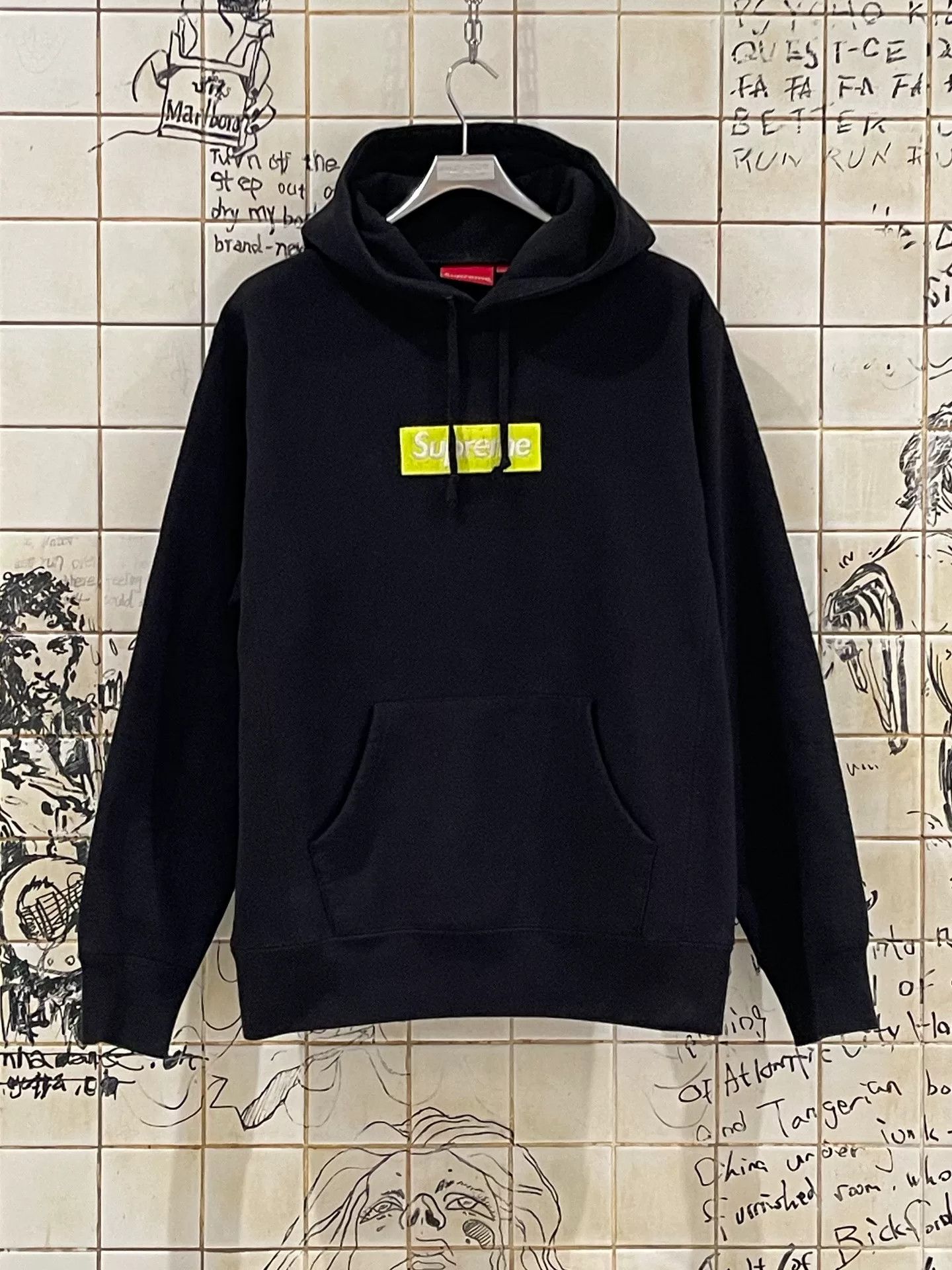 Supreme Supreme Box Logo Hoodie Black Classic Size US L / EU 52-54 / 3 - 1 Thumbnail