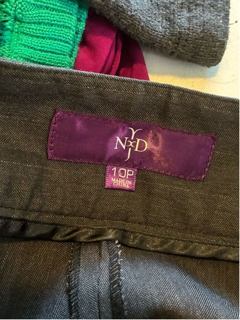 Other Not Your Daughter's Jeans Grey Pinstripe Dresspants Size 32" / US 10 / IT 46 - 7 Thumbnail