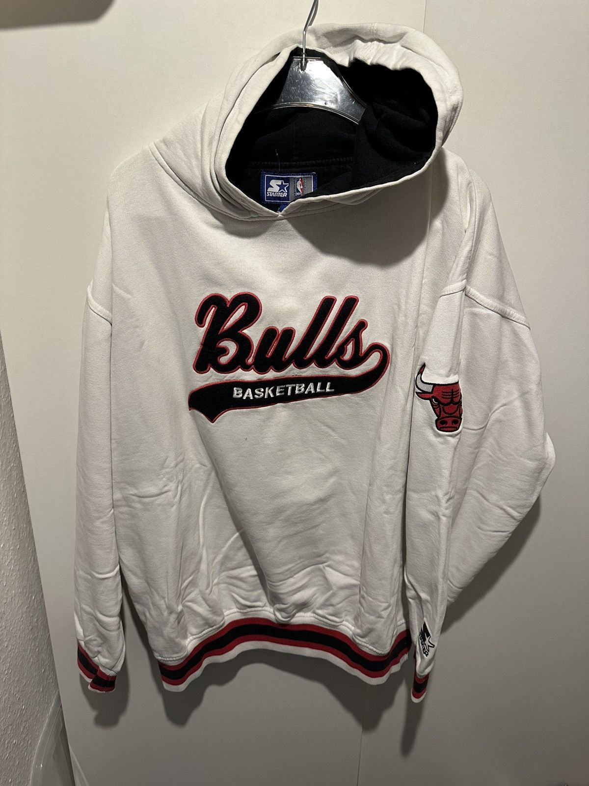 image of Starter Hoodie Pullover Chicago Bulls Size L Nba Vintage in White, Men's