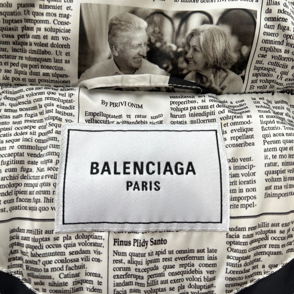 Balenciaga BALENCIAGA Newspaper Puffer Jacket Size US L / EU 52-54 / 3 - 7 Thumbnail