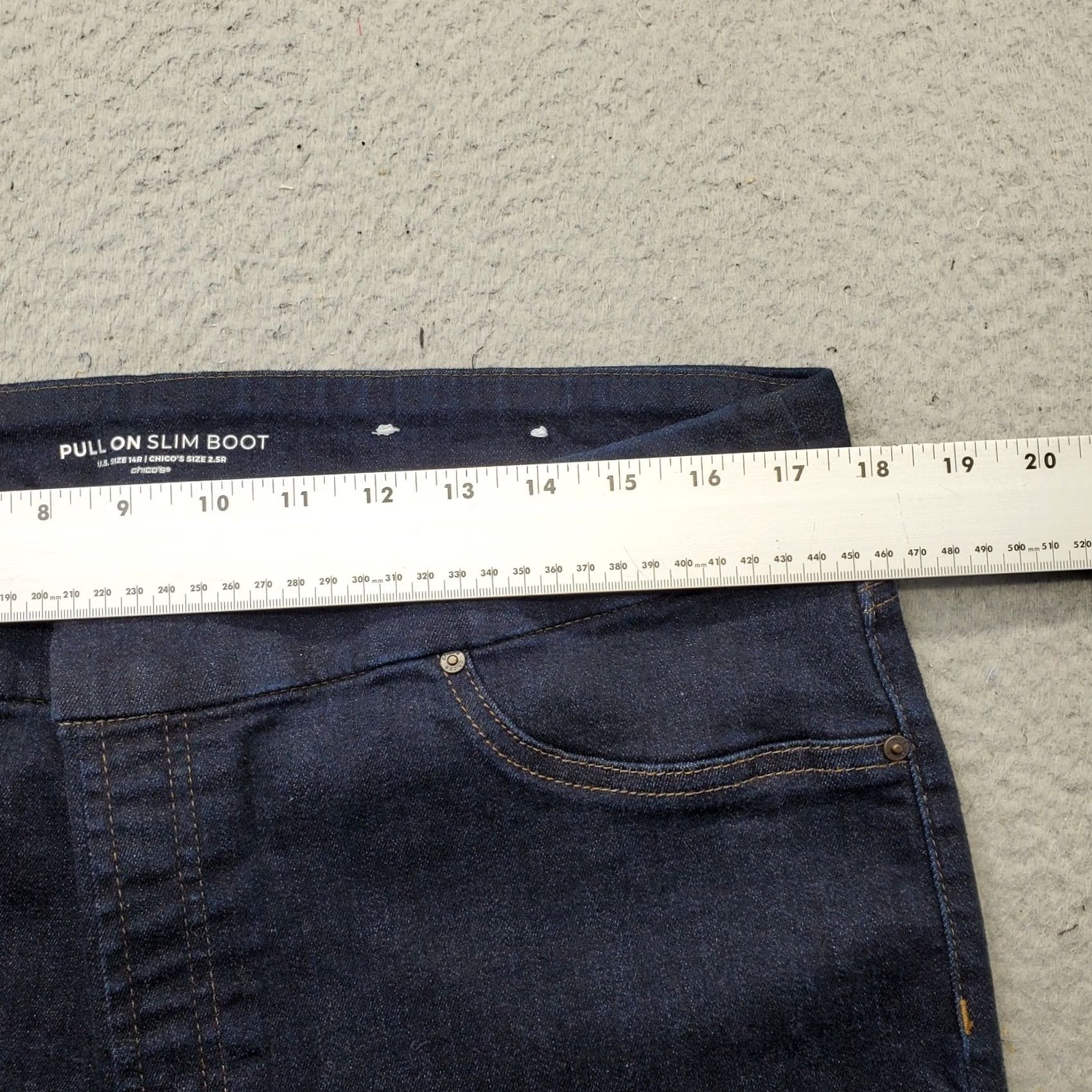 Vintage Chico's Slim Bootcut Jeans Womens 14R Blue Denim High Waisted Streetwear Pull On Jeans Size 36" / US 14 / IT 50 - 6 Thumbnail
