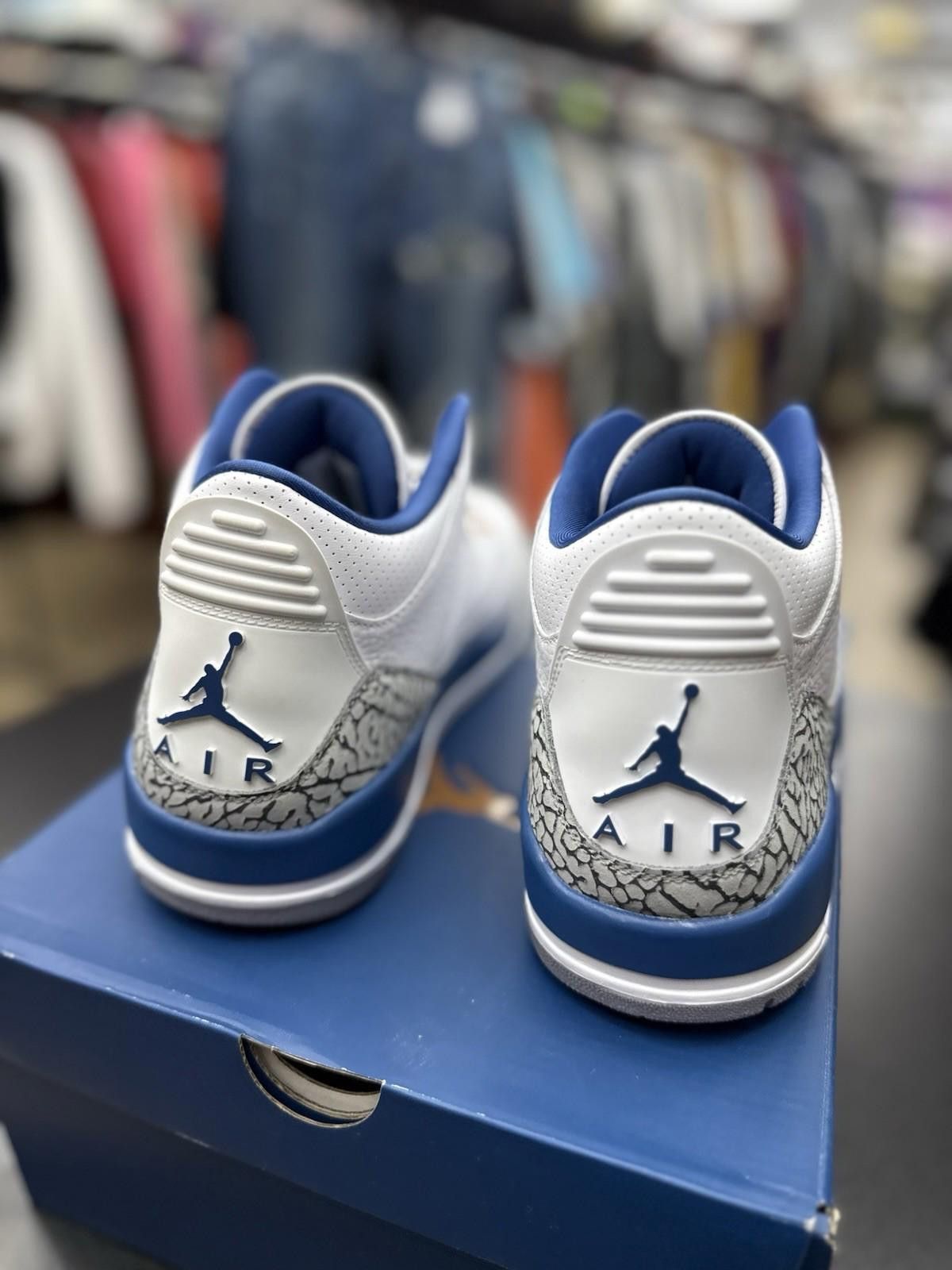 Jordan Brand Jordan 3 Retro Washington Wizards (CT8532-148) Size 10.5 - Size US 10.5 / EU 43-44 - 8 Thumbnail