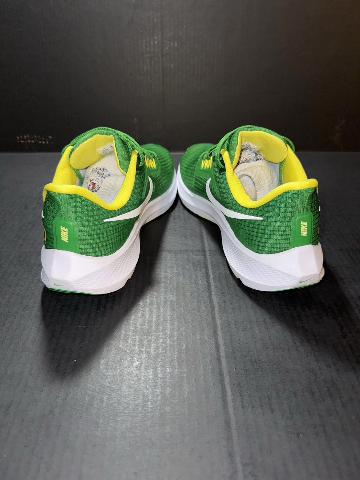 Nike Nike Men's Air Zoom Pegasus 39 'Oregon' DR1970-300 - Sz 9.5 Size US 9.5 / EU 42-43 - 6 Thumbnail