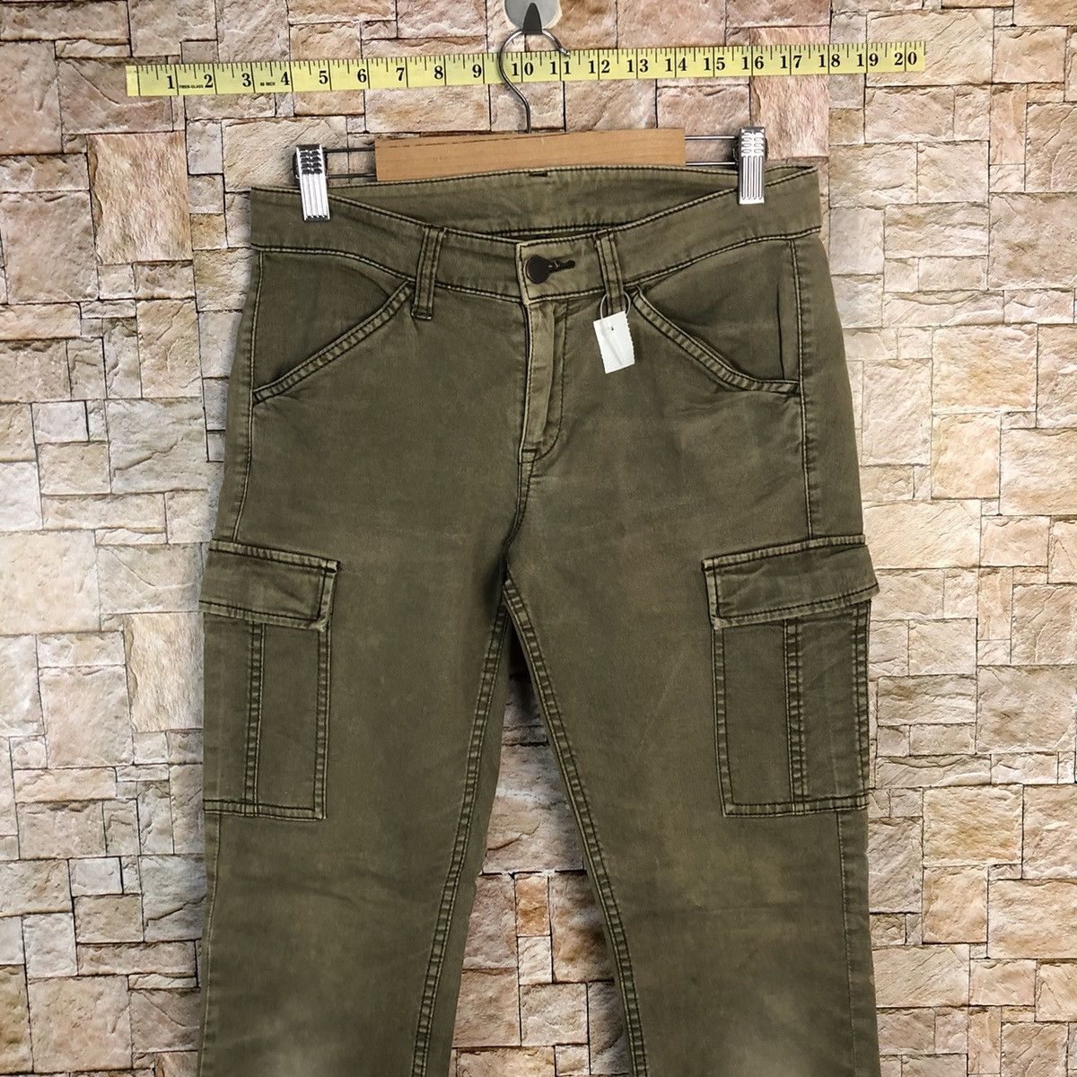 Uniqlo DL Uniqlo Utility tactical Cargo Multipocket Pants #A330 Size US 26 / EU 42 - 2 Thumbnail