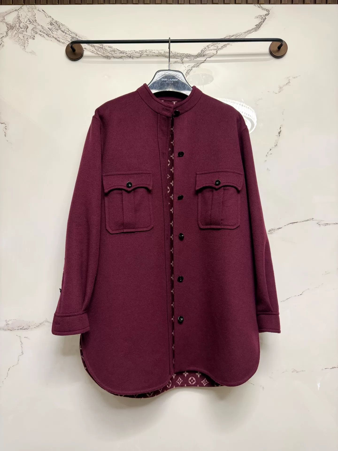 Louis Vuitton louis vuitton wine red printed coat Size S / US 4 / IT 40 - 1 Thumbnail