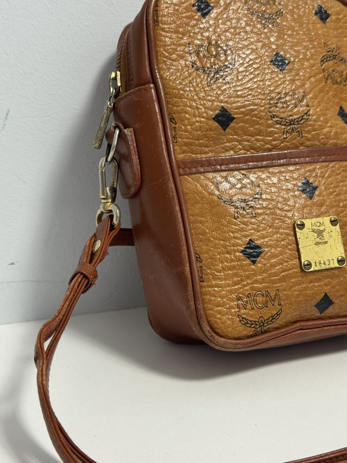 MCM MCM Visetos Shoulder Bag Crossbody Bag Brown Logo Leather Size ONE SIZE - 13 Thumbnail