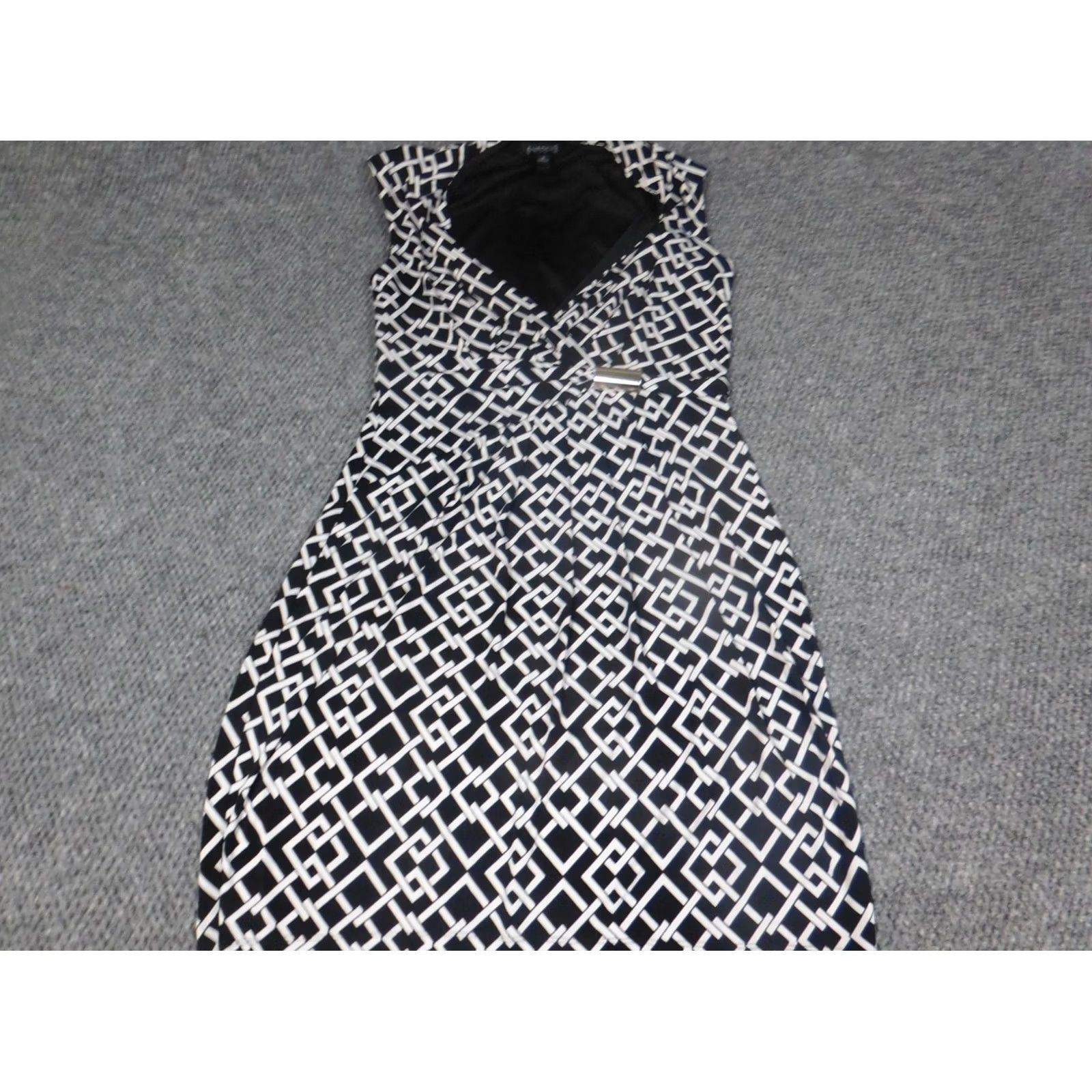 Vintage Enfocus Studio Womens Dress 8 Black A-line Pullover Sleeveless Knee Length Raglan Sleeve Round Neck Solid Pattern Size M / US 6-8 / IT 42-44 - 2 Thumbnail