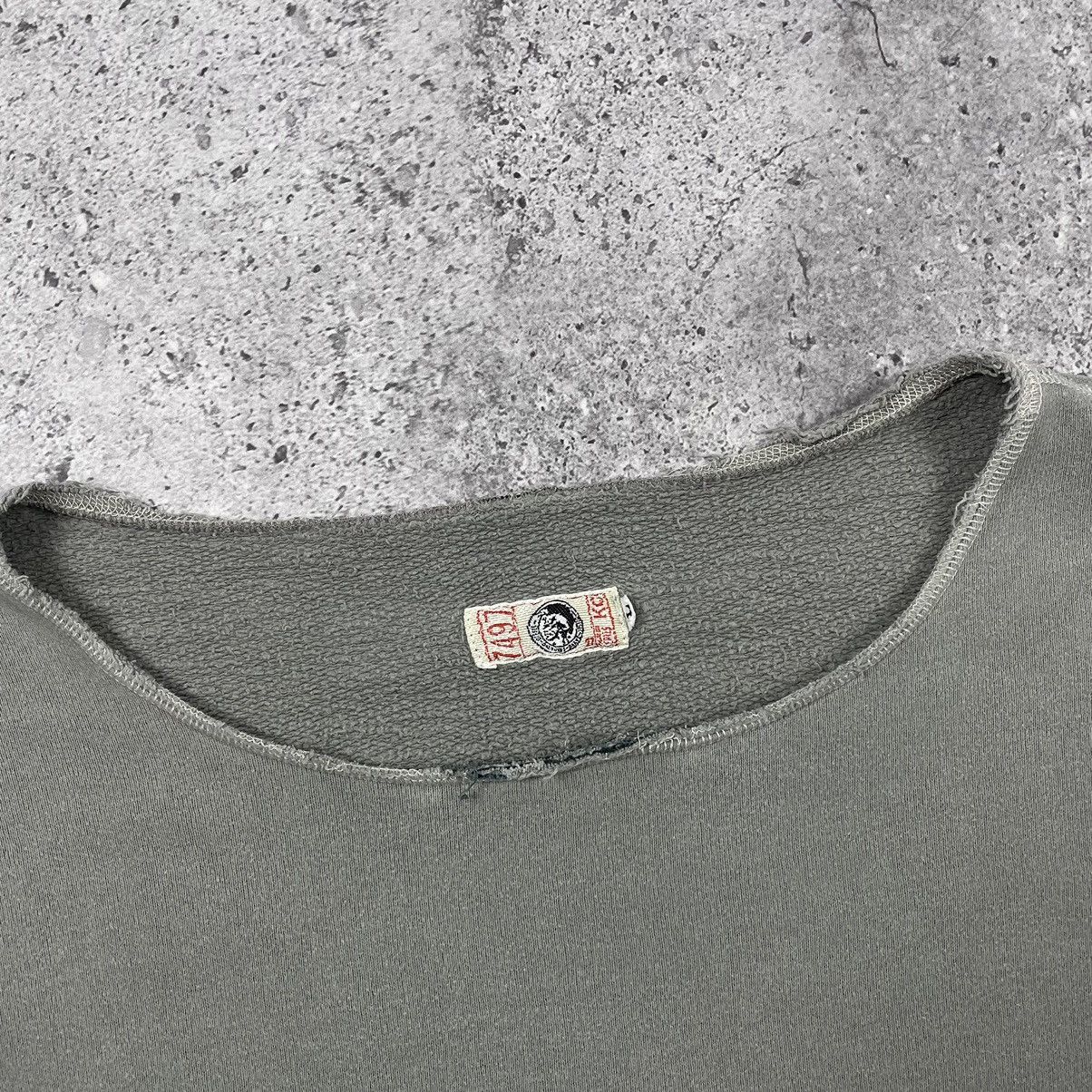 Diesel Vintage Diesel Avant Garde Distressed Sweatshirt Size US L / EU 52-54 / 3 - 8 Thumbnail