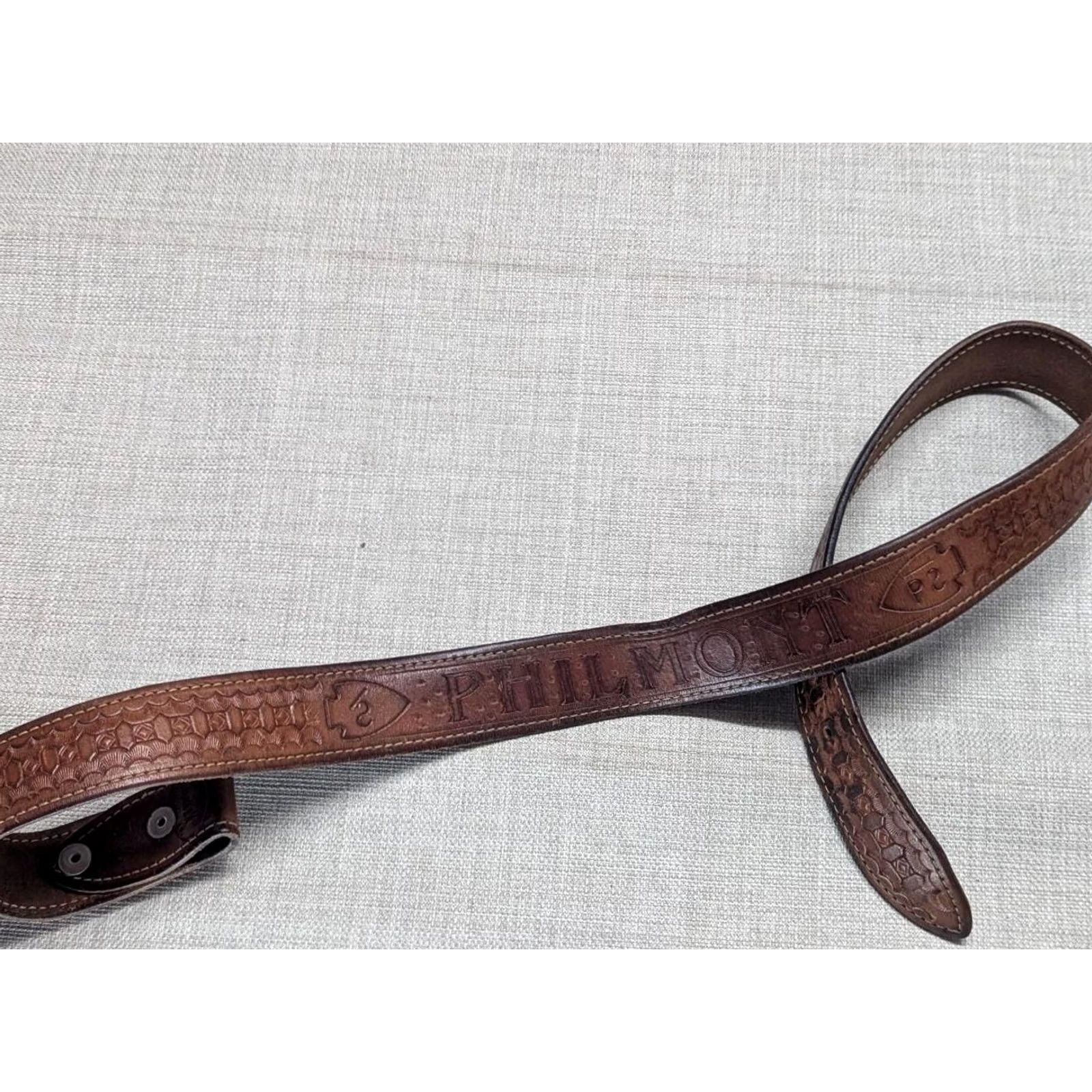 Vintage VINTAGE Handcrafted Western Belt Tooled Buckle 1-1/2" Brown Leather Full Grain Cowhide 32 Men Size 32 - 2 Thumbnail