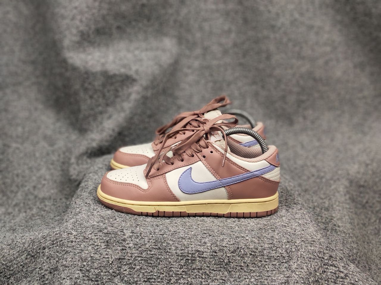 Nike Nike Dunk Low Pink Oxford Purple White Sneaker Vintage Style Size US 5.5 / IT 35.5 - 12 Thumbnail