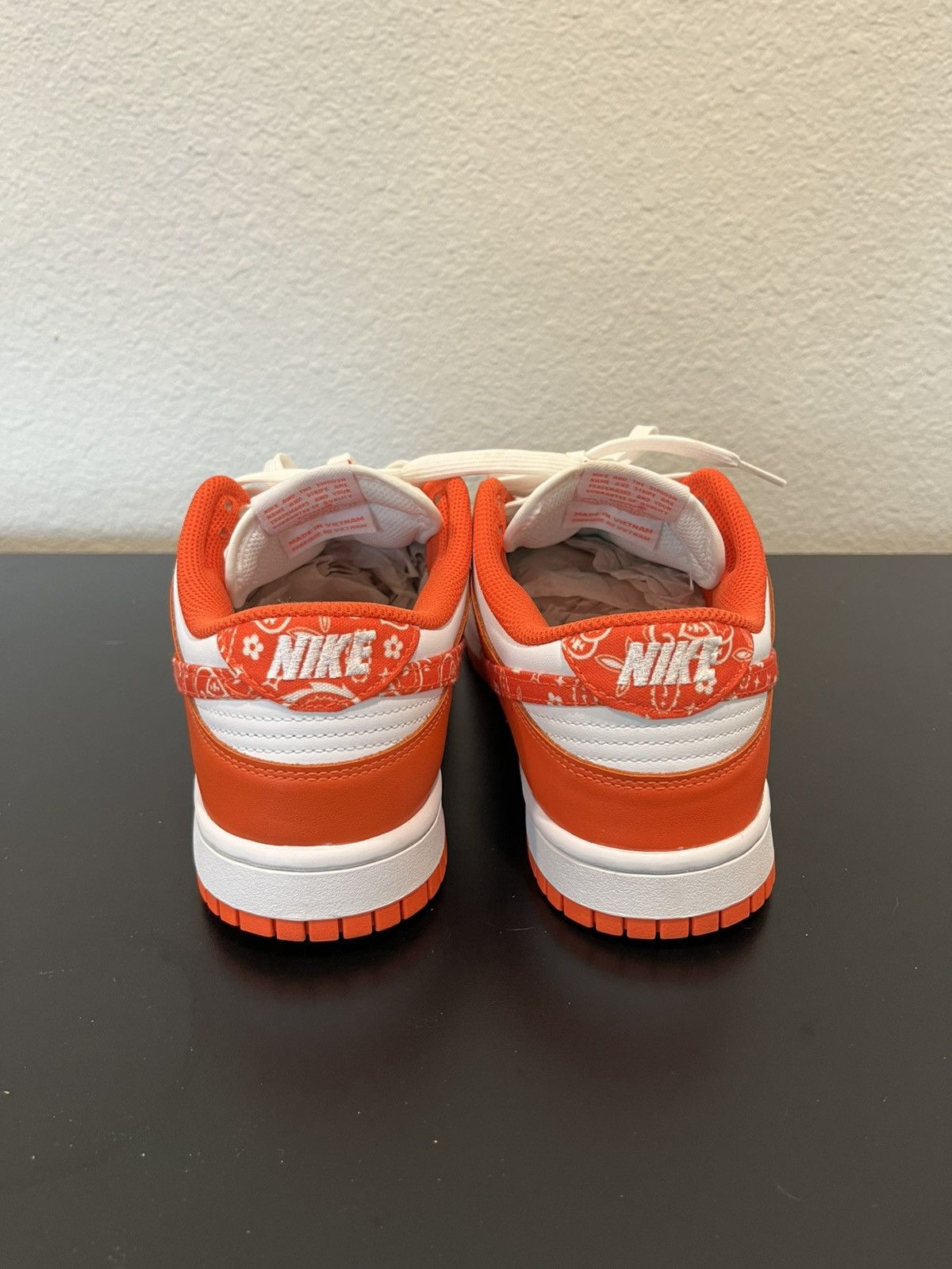 Nike Nike dunk orange paisley Size US 8.5 / EU 41-42 - 6 Thumbnail