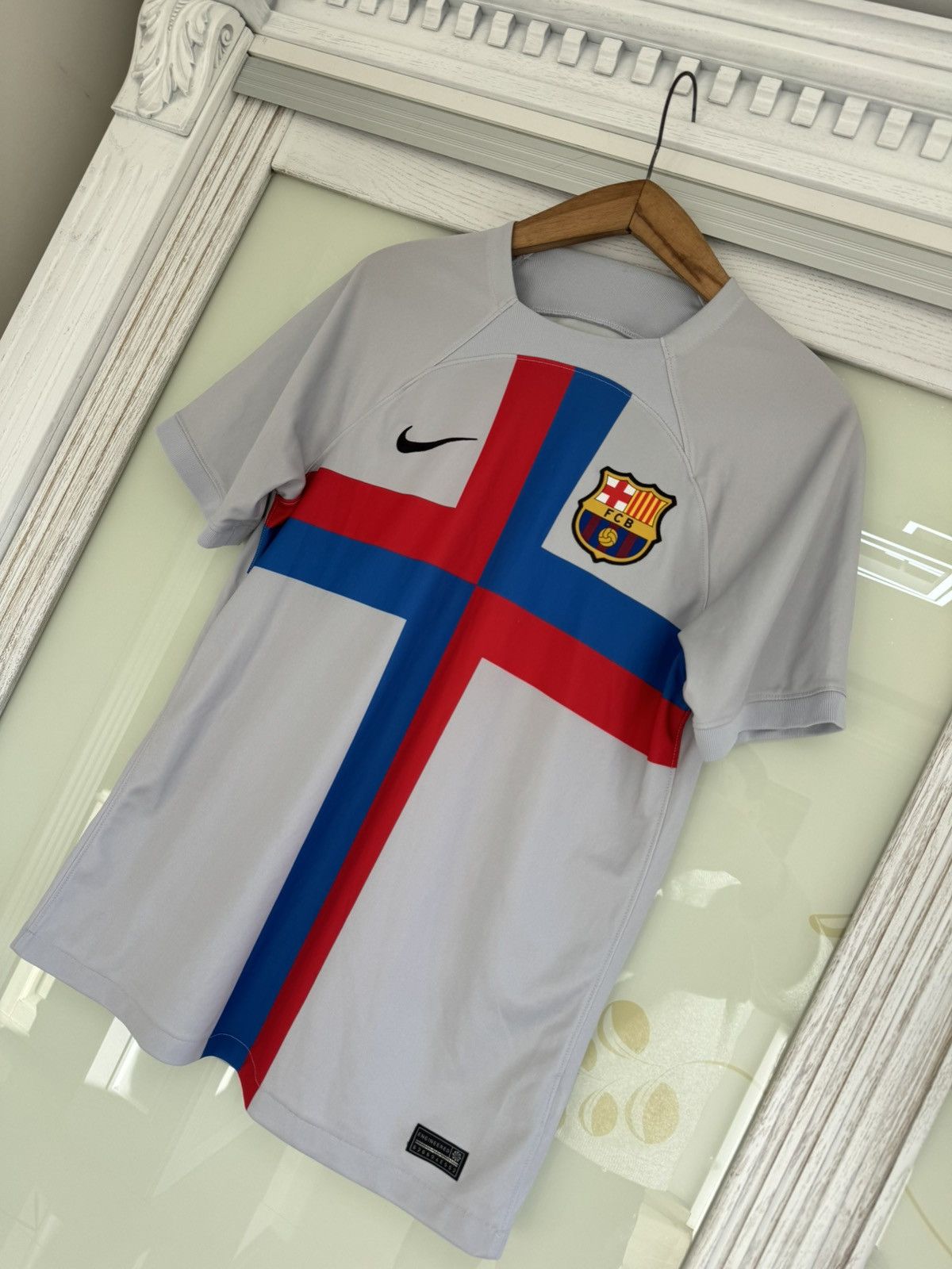 Nike Barcelona 2022-2023 Third Soccer Jersey Football Kit Shirt Size US M / EU 48-50 / 2 - 3 Thumbnail