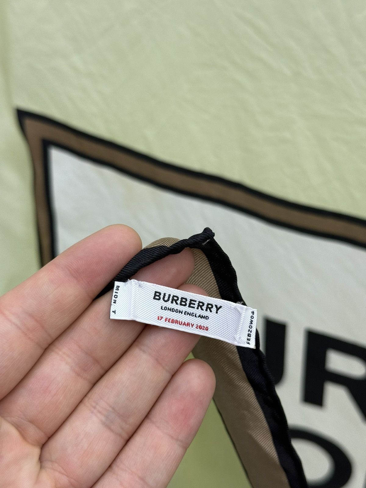 Burberry Burberry London Runway 17.02.2020 Silk Scarf Size ONE SIZE - 5 Thumbnail