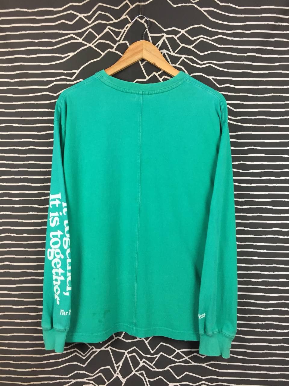 MOUSSY Vtg Moussy We Can't Put It Together It is Together Tee Size US L / EU 52-54 / 3 - 10 Thumbnail
