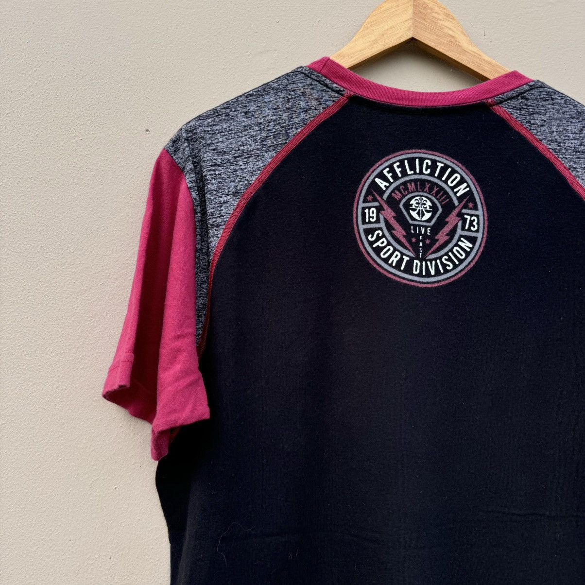 Affliction × Vintage Affliction clothing graphic y2k tee vtg Size US XL / EU 56 / 4 - 4 Thumbnail