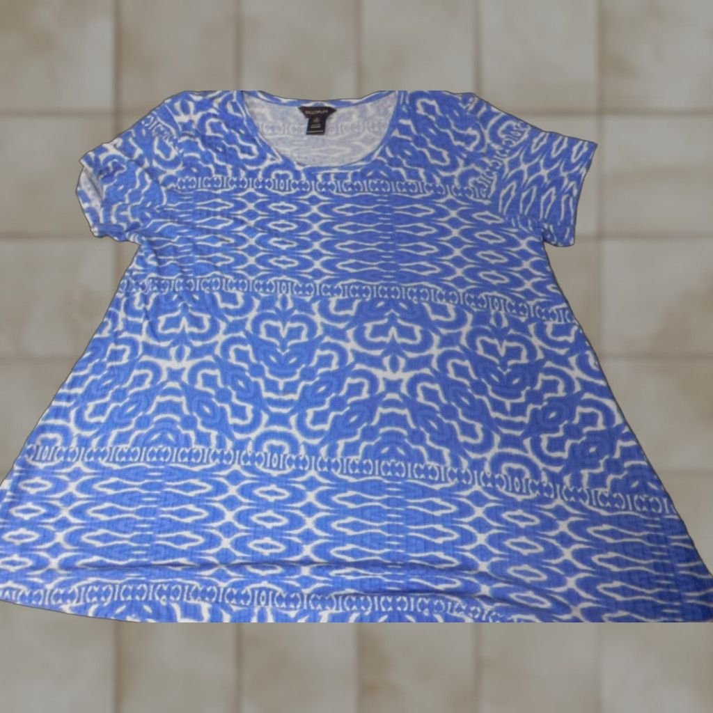 Vintage Multiples Womens Blouse L Blue Short Sleeve Crew Neck Pullover Floral Rayon Stretch Casual Buttons Regular Front Blemishes Size L / US 10 / IT 46 - 1 Thumbnail