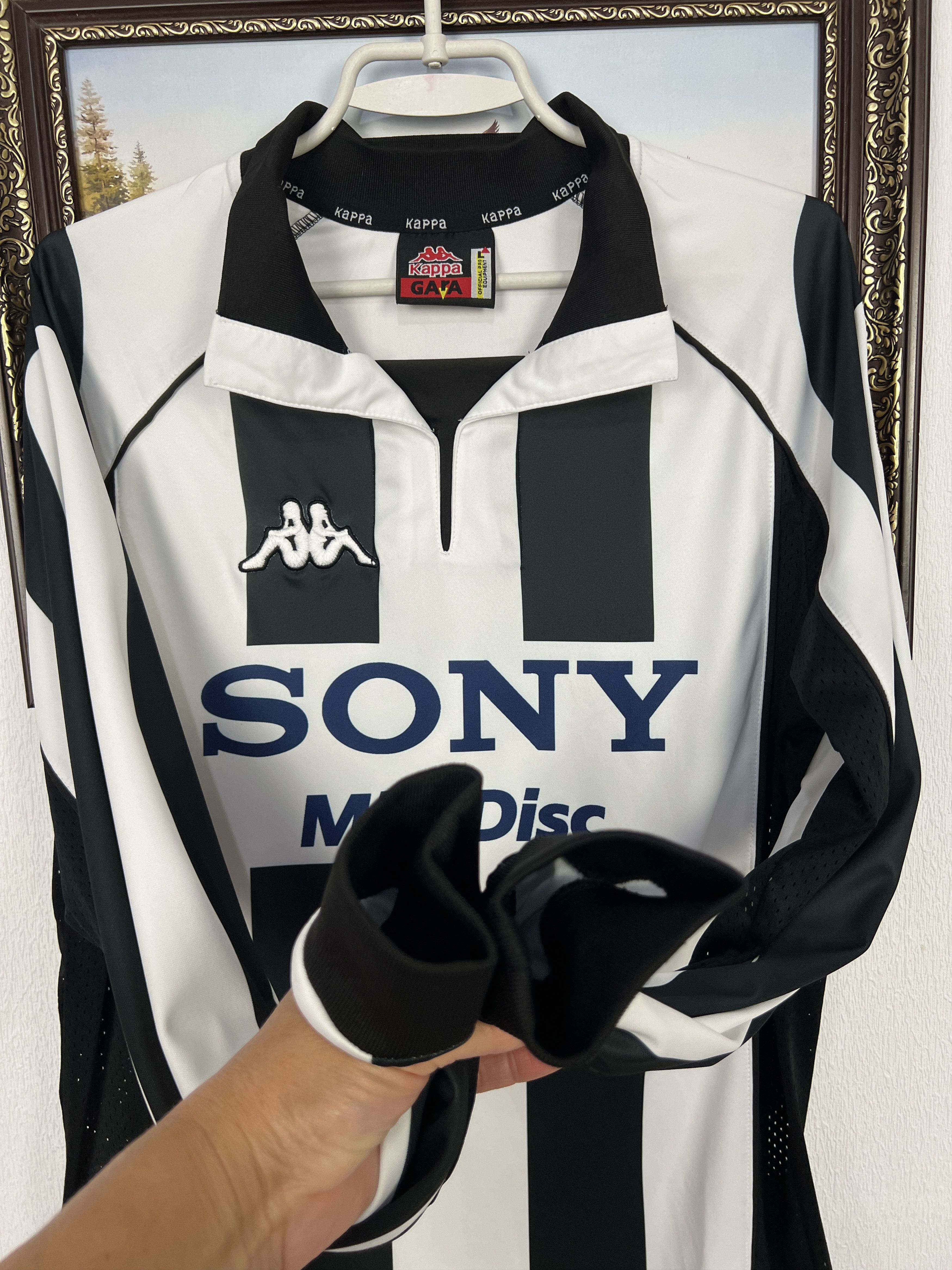 Kappa Juventus Home football shirt 1996 Kappa Jersey Long Sleeve Size US L / EU 52-54 / 3 - 5 Thumbnail