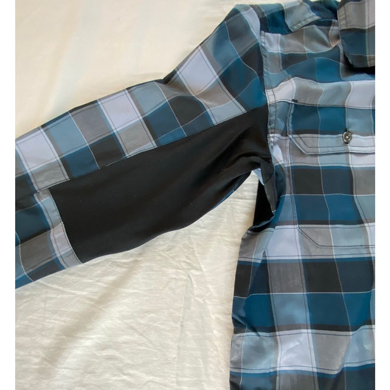 Wrangler NWT Wrangler ATG All Terrain Gear Vented Blue Plaid Shirt, M Size US M / EU 48-50 / 2 - 10 Thumbnail