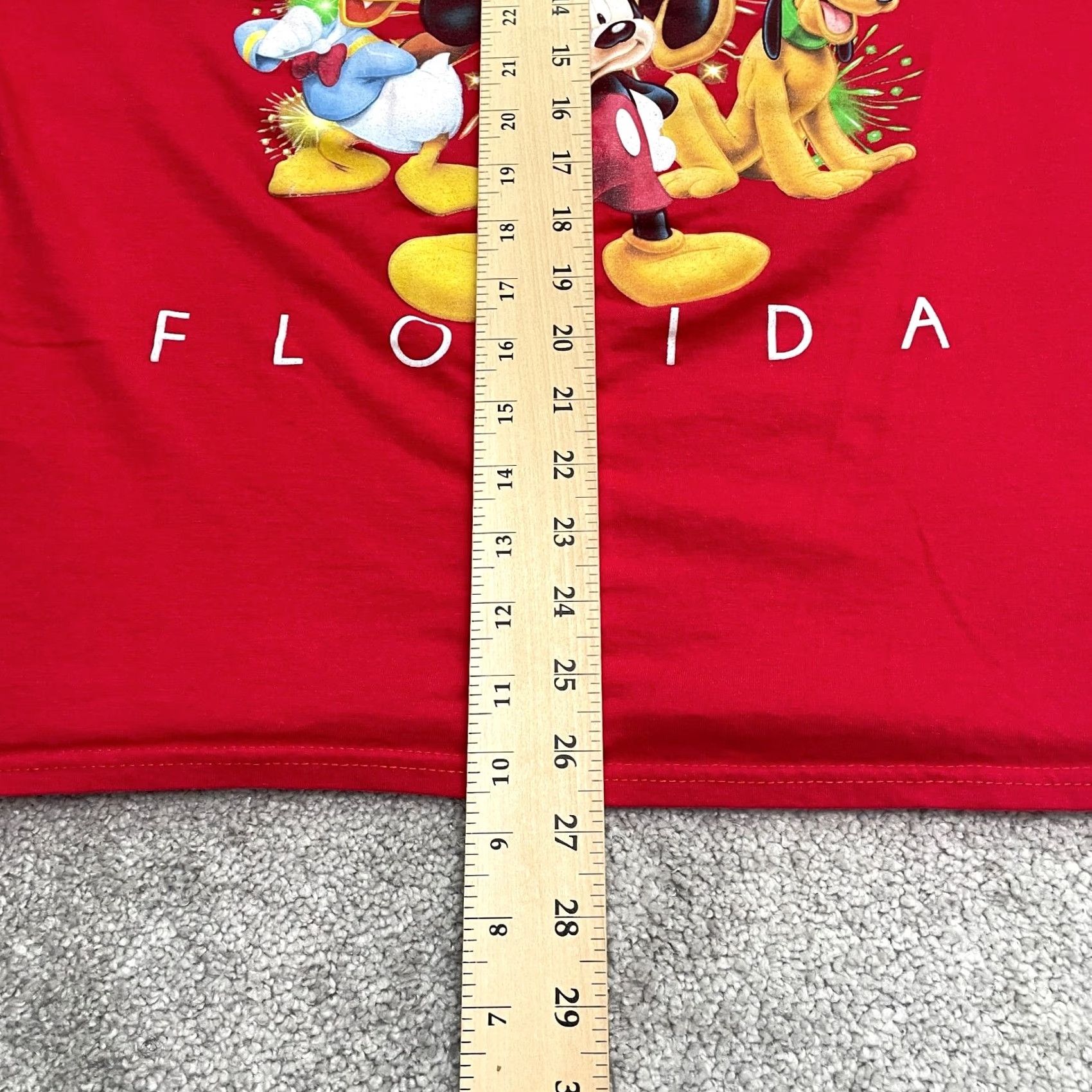 Disney Disney Mickey And Friends Graphic T-Shirt Mens Large Red Crew Neck Casual Tee Size US L / EU 52-54 / 3 - 5 Thumbnail