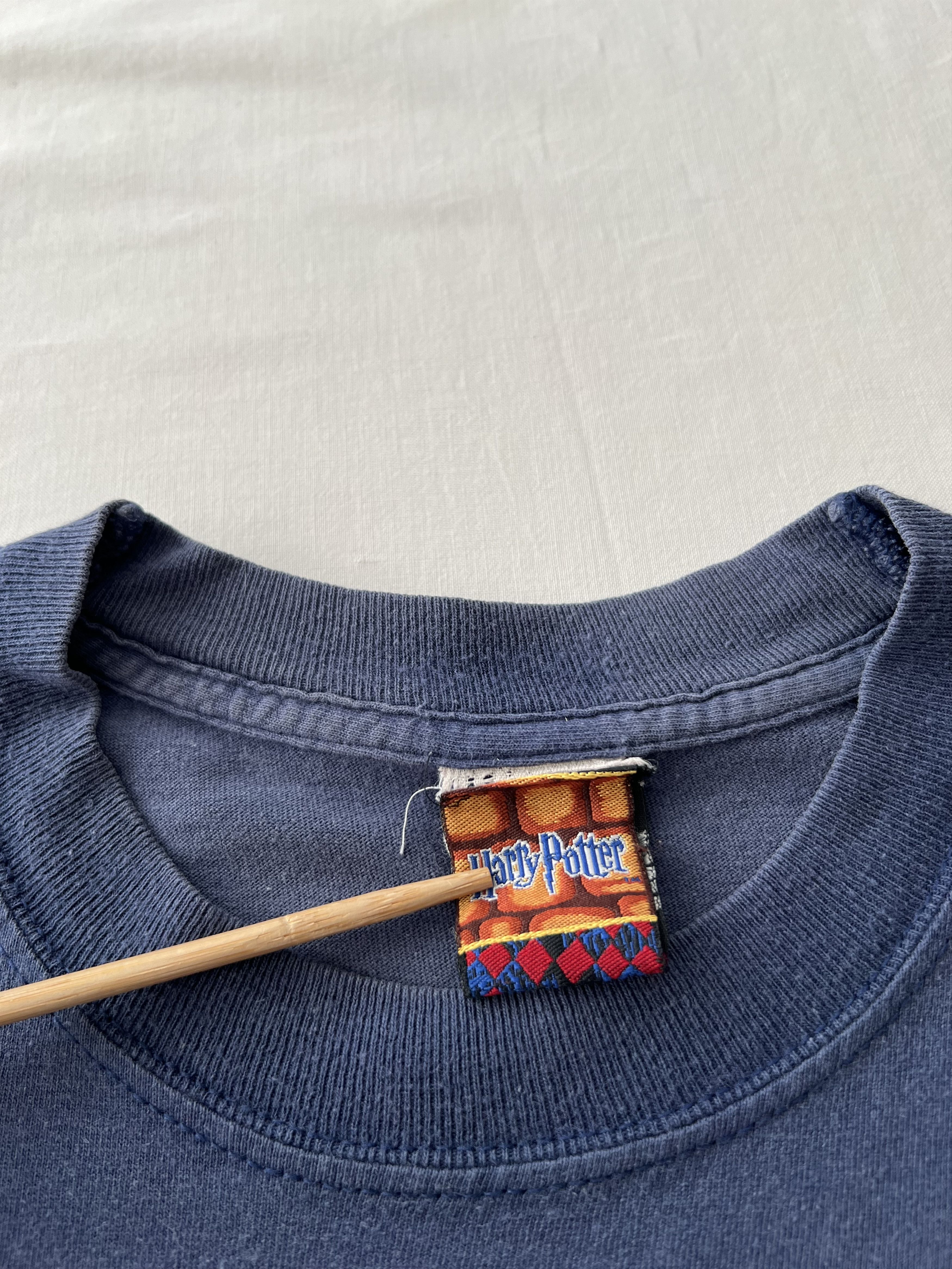 Vintage Vintage 2001 Harry Potter Warner Bros Movie T-shirt Size US M / EU 48-50 / 2 - 14 Thumbnail