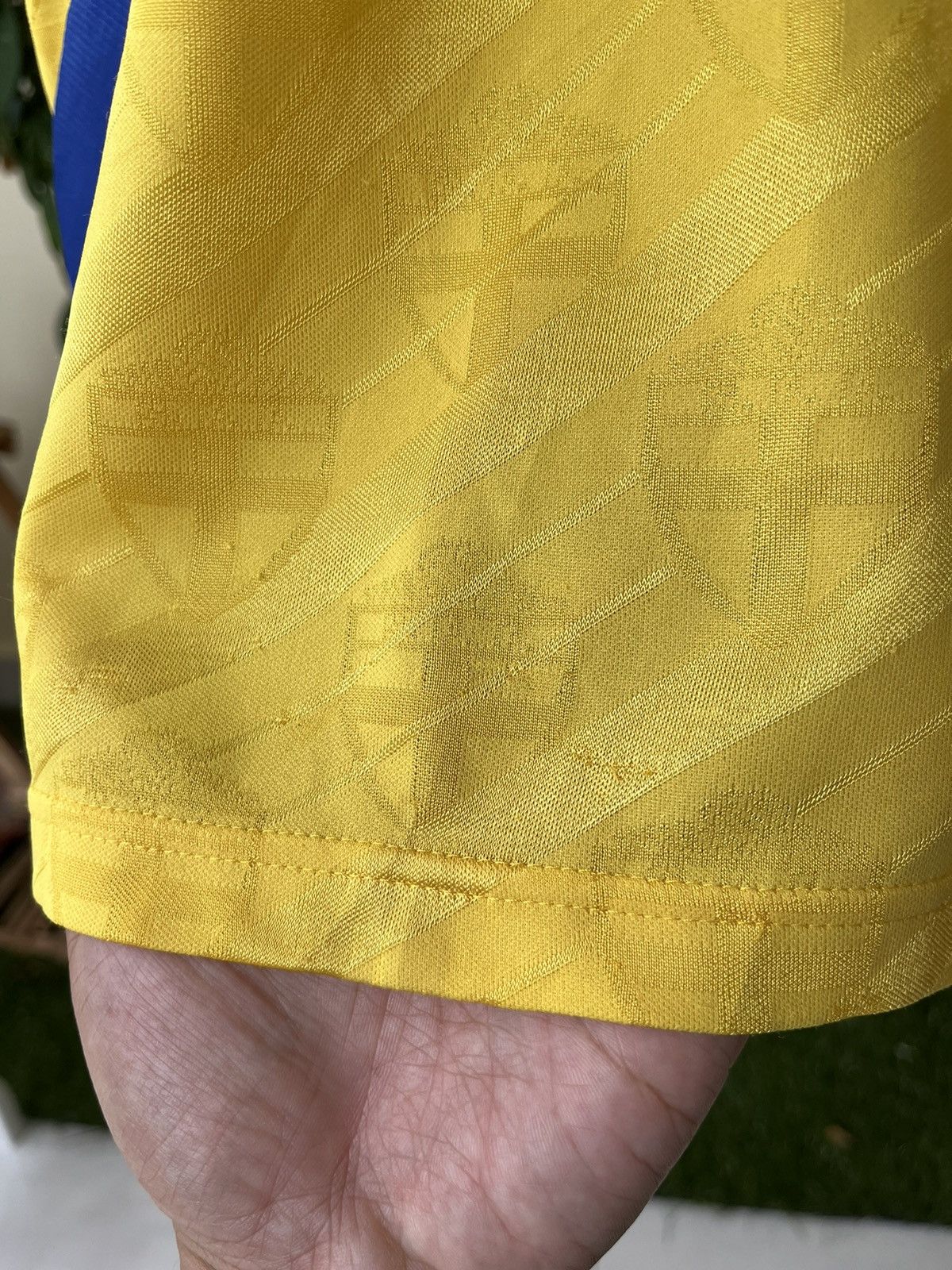 Adidas Sweden 1994/1996 Home ( Golden Generation ) Size US M / EU 48-50 / 2 - 7 Thumbnail