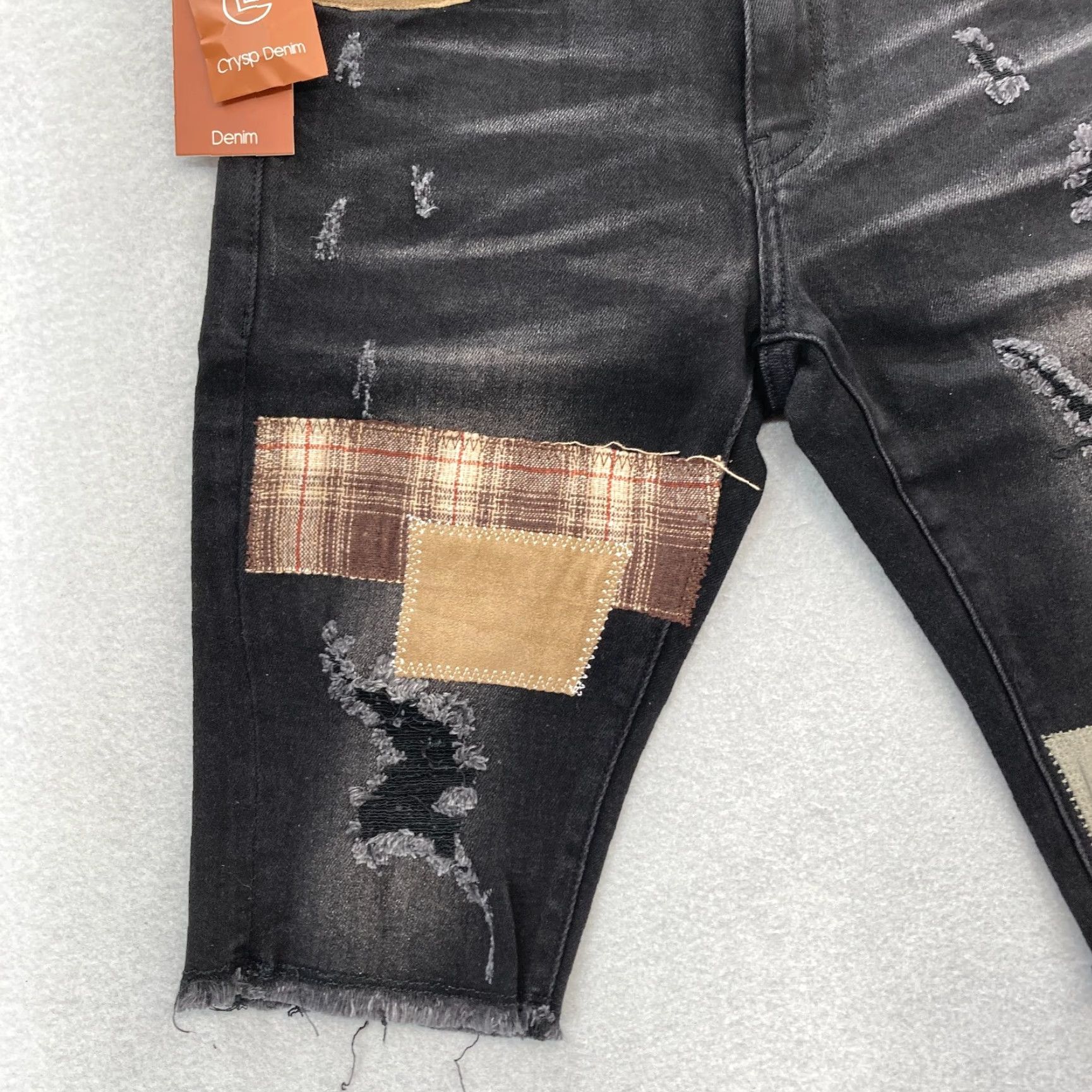 Denime Crysp Denim Jeans Shorts Jorts Mens 28 Black Stretch Denim Distressed Patches NWT Skull Theme Size US 28 / EU 44 - 3 Thumbnail