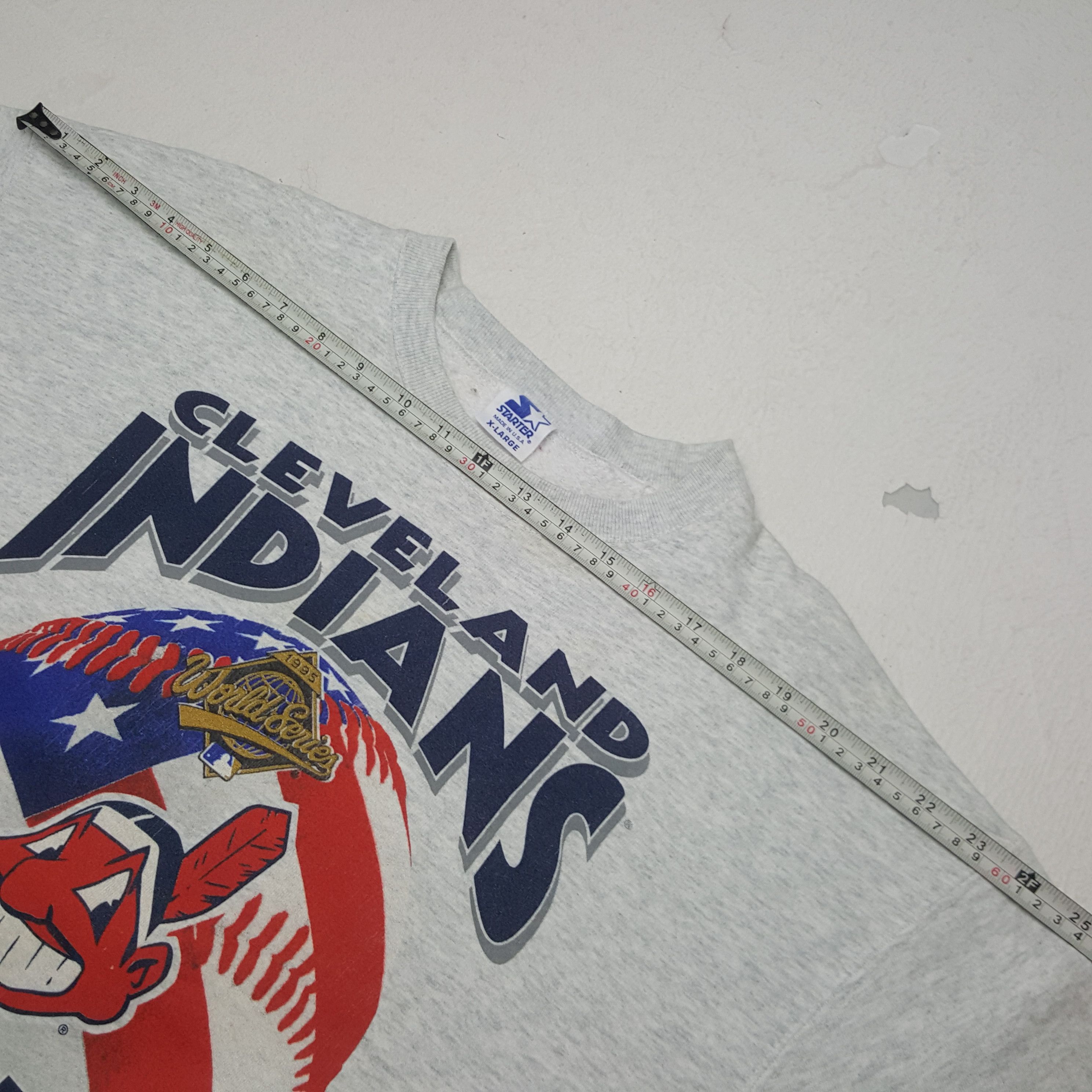 NFL × Starter × Vintage Vintage Cleveland Indians American Football Team Sweatshirt Size US L / EU 52-54 / 3 - 6 Thumbnail