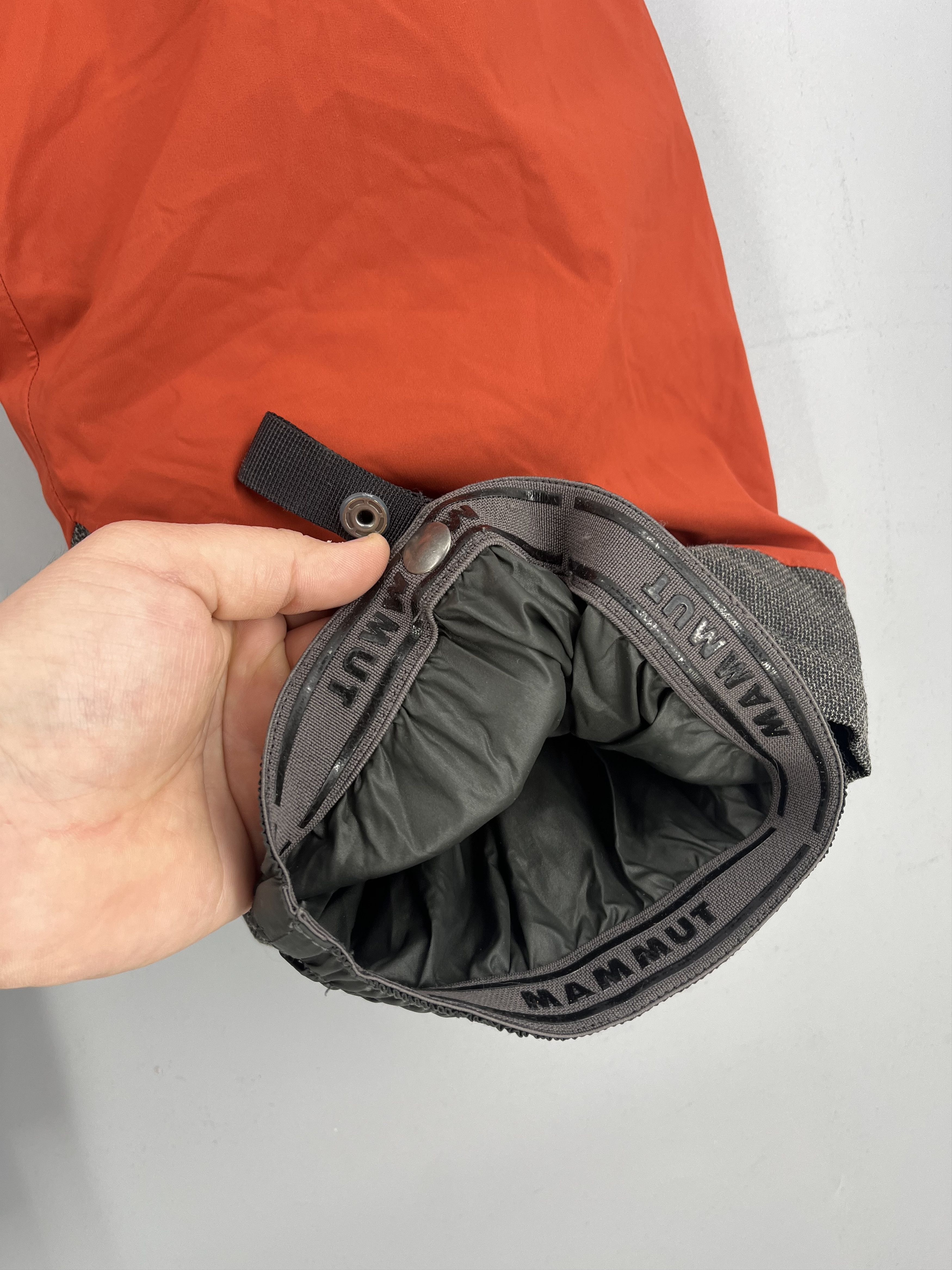 Mammut MENS MAMMUT GORE-TEX XCR PANTS SKI WATERPROOF TROUSERS Size US 38 / EU 54 - 8 Thumbnail