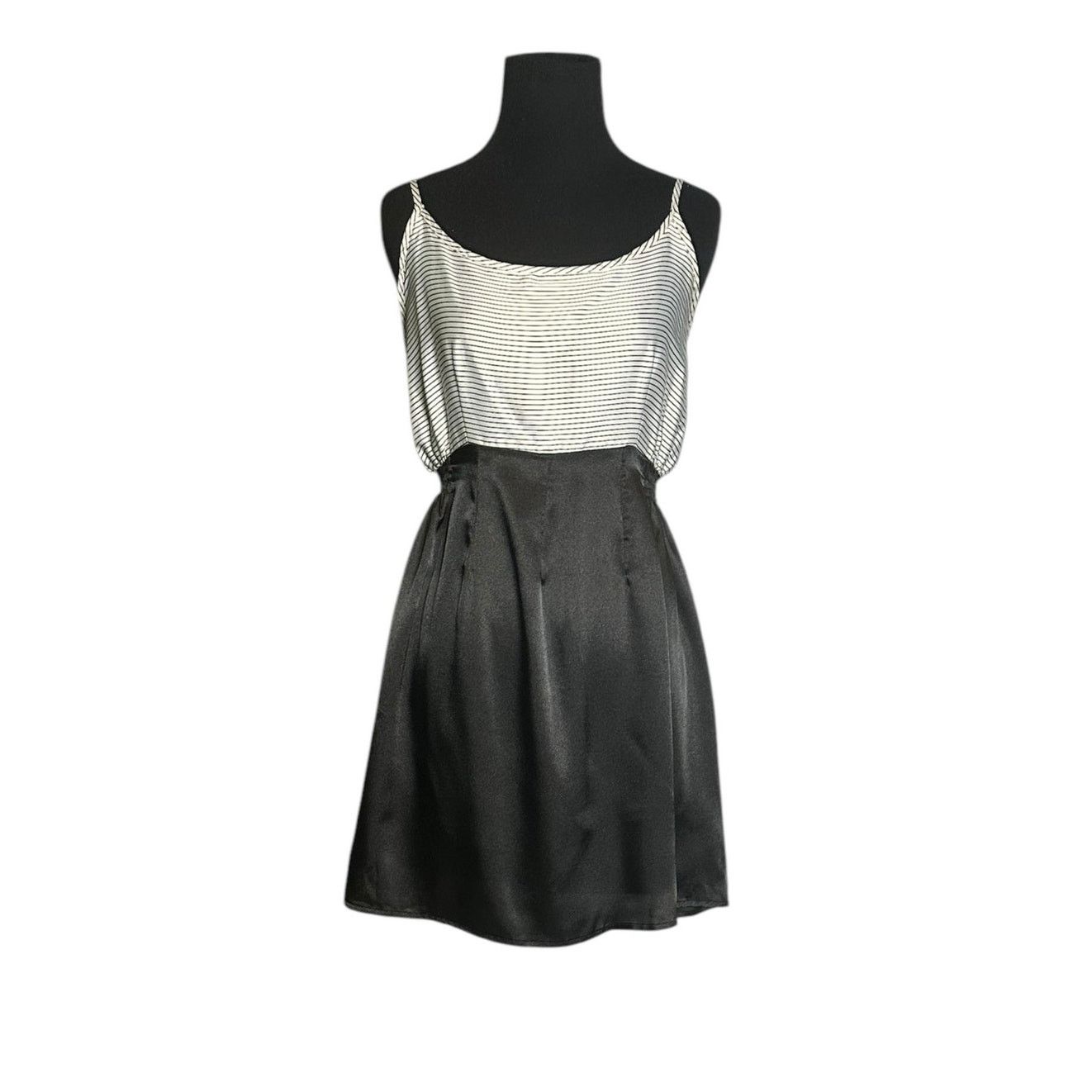 MINKPINK Minkpink black white satin summer mini dress size 12 Size XL / US 12-14 / IT 48-50 - 10 Thumbnail