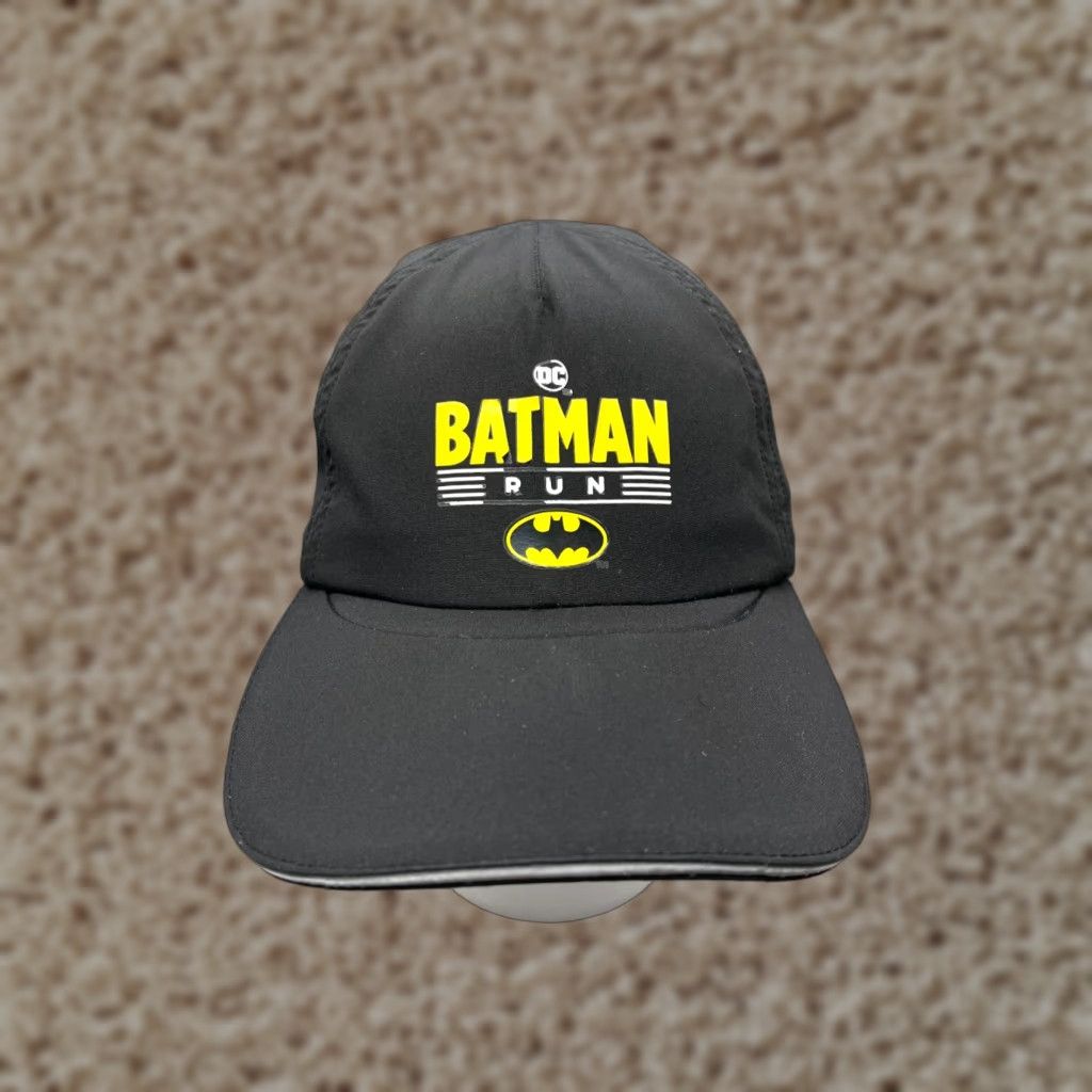 Vintage Batman Run Hat Cap One Size Adult Black Yellow Polyester Spandex Adjustable Lightweight Baseball Cap Size ONE SIZE - 1 Thumbnail