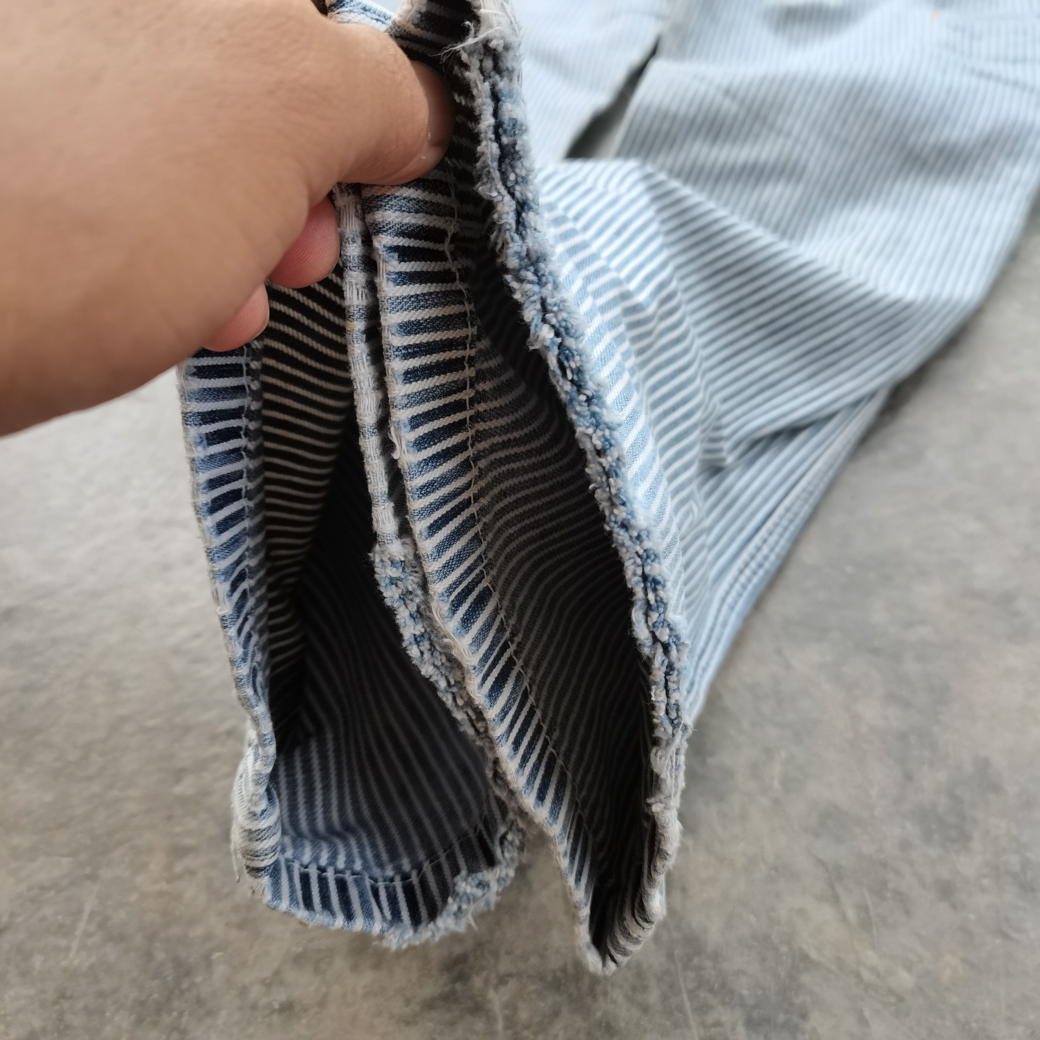 Quiksilver × Vintage Vintage QUIKSILVER Hickory Stripes Distress Faded Denim Size US 31 - 9 Thumbnail