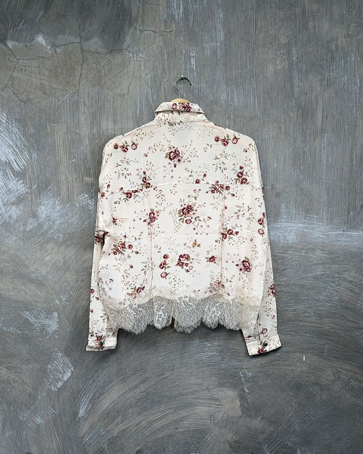 The Kooples The Kooples Rose Pattern Button Up Shirt Size M / US 6-8 / IT 42-44 - 9 Thumbnail
