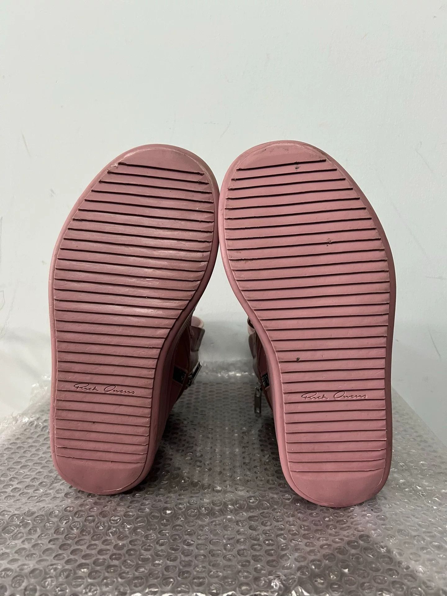 Rick Owens rick owens pink low top chunky sneakers Size US 7 / EU 40 - 5 Thumbnail