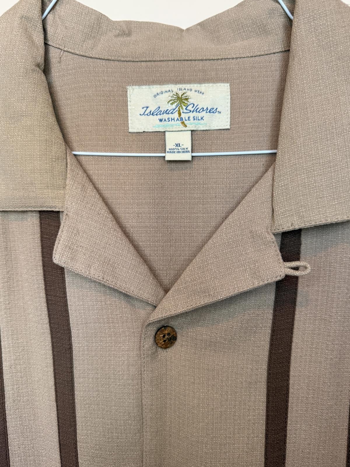 Designer Mens 100% Silke Camp Collar Retro Brown Vertical Line Shirt Size US XL / EU 56 / 4 - 4 Thumbnail