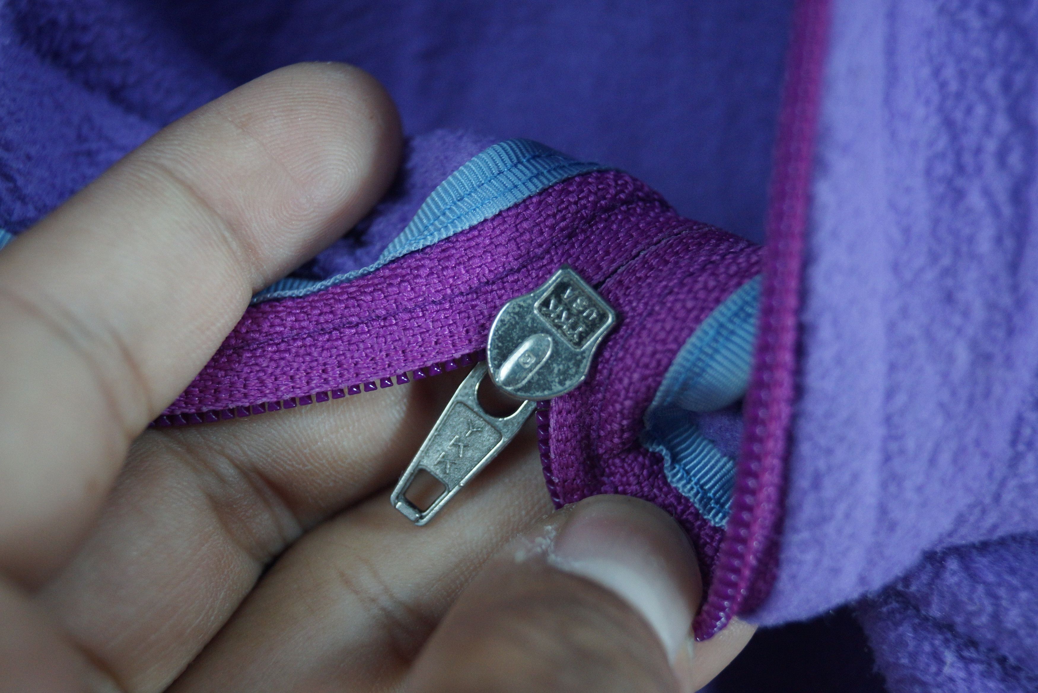 Patagonia × Vintage Patagonia Sweater Half Zipper Small Spell Out Size US L / EU 52-54 / 3 - 3 Thumbnail