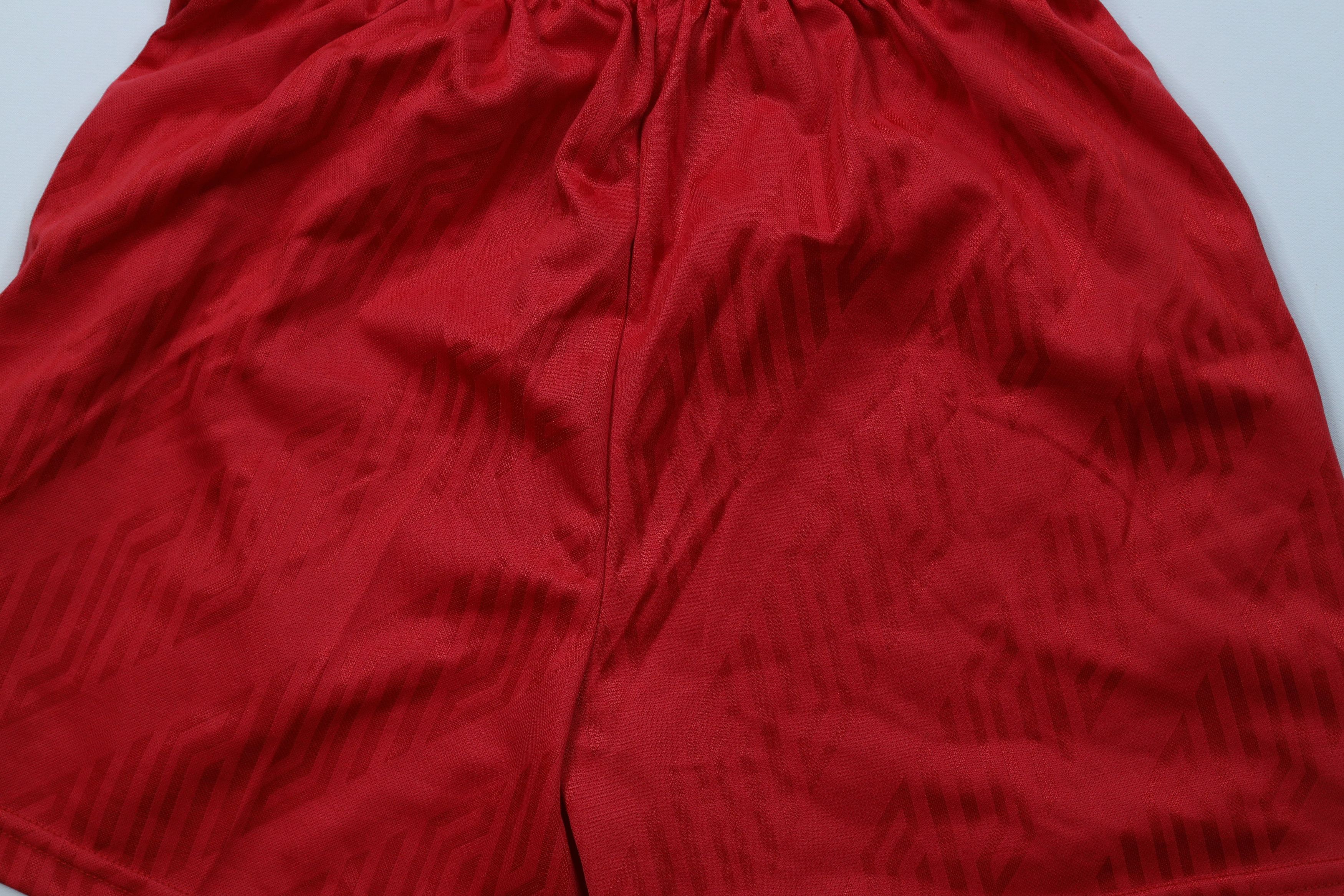 Vintage Vintage 90s Streetwear Soccer Shorts Red Polyester USA Size US 30 / EU 46 - 9 Thumbnail