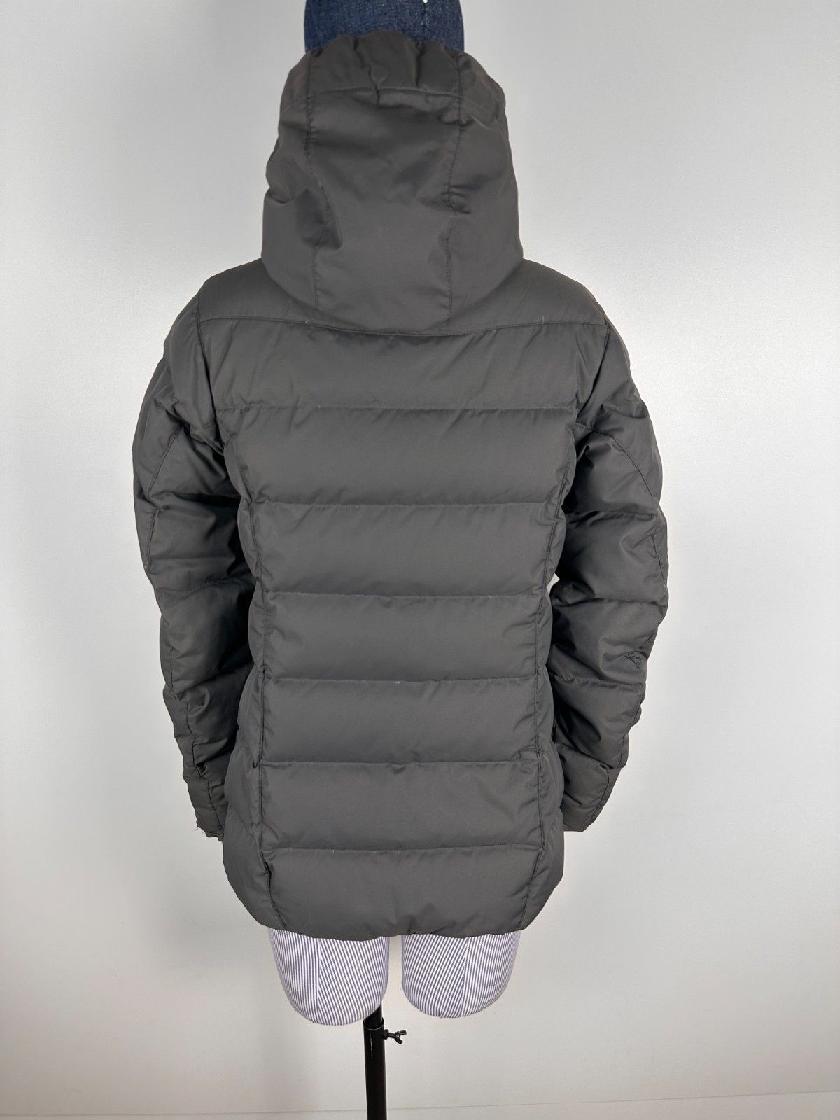 Jack Wolfskin Ladies Jack Wolfskin Stormlock Puffer Down Jacket Size XS Size XS / US 0-2 / IT 36-38 - 5 Thumbnail