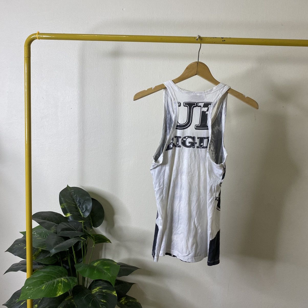 Jimi Hendrix Vintage Y2K Jimi Hendrix Overprint Tank Top Size US XS / EU 42 / 0 - 5 Thumbnail